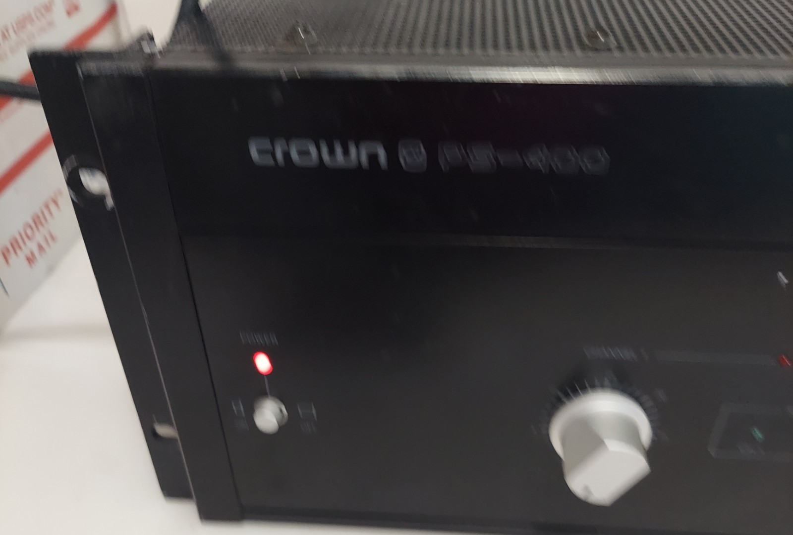CROWN 2 PS-400 POWER AMPLIFIER
