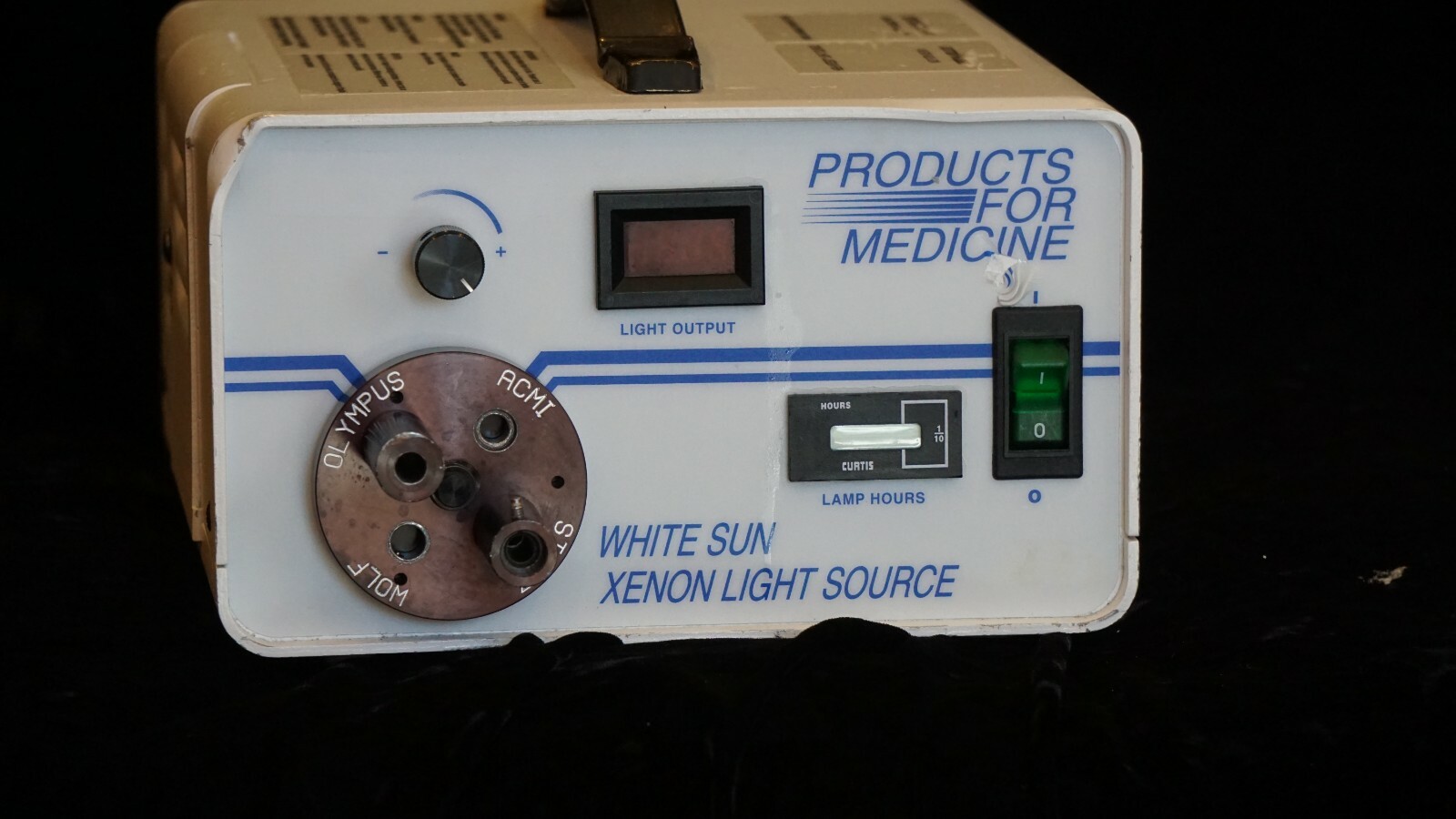 Products for Medicine White Sun Xenon Light Source XL300 N