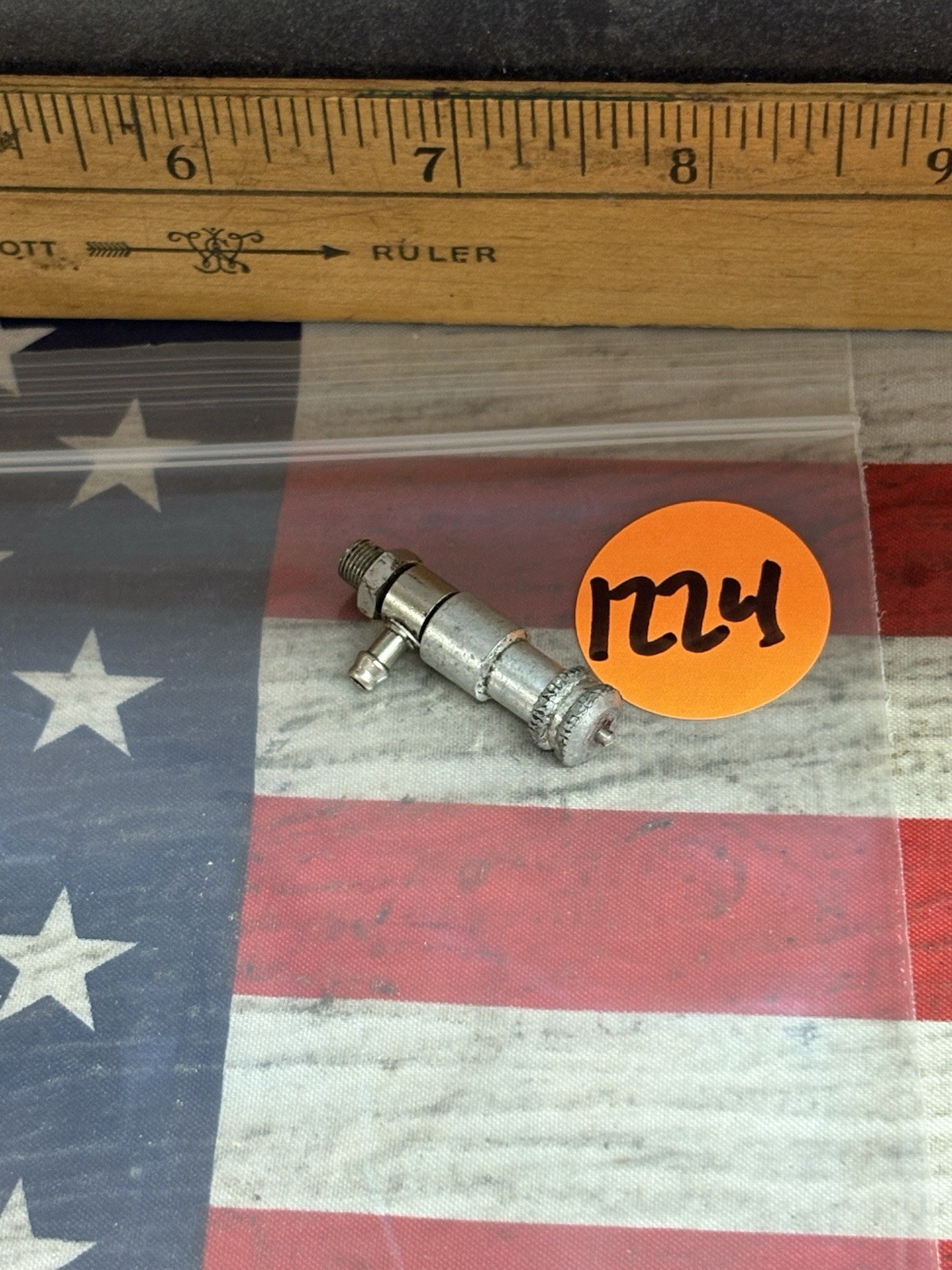 Nitro Carburetor Part: PreOwned