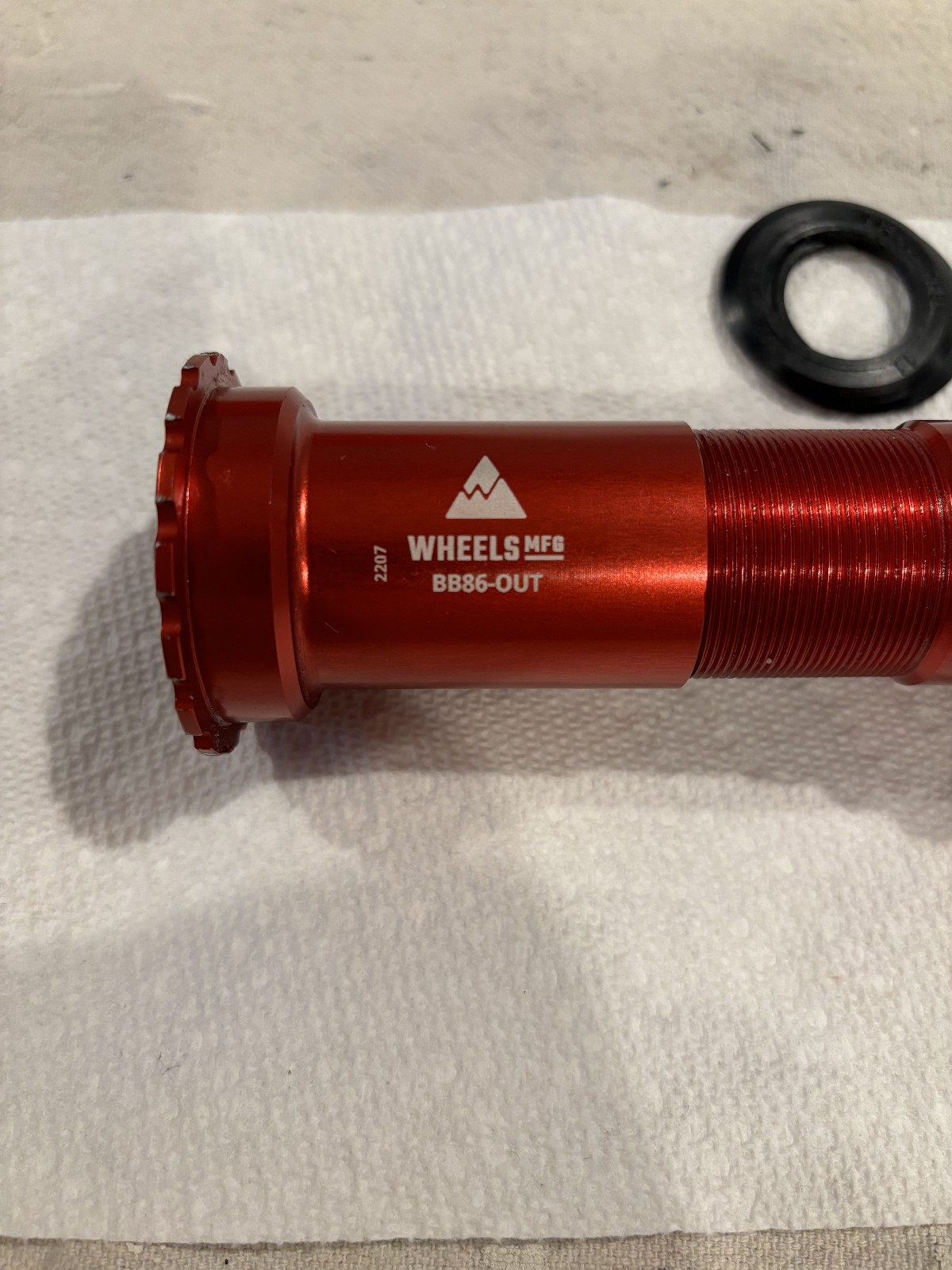 Wheels Manufacturing BB86/92 24MM Bottom Bracket (for Shimano) (BB86-OUT-BB-1)