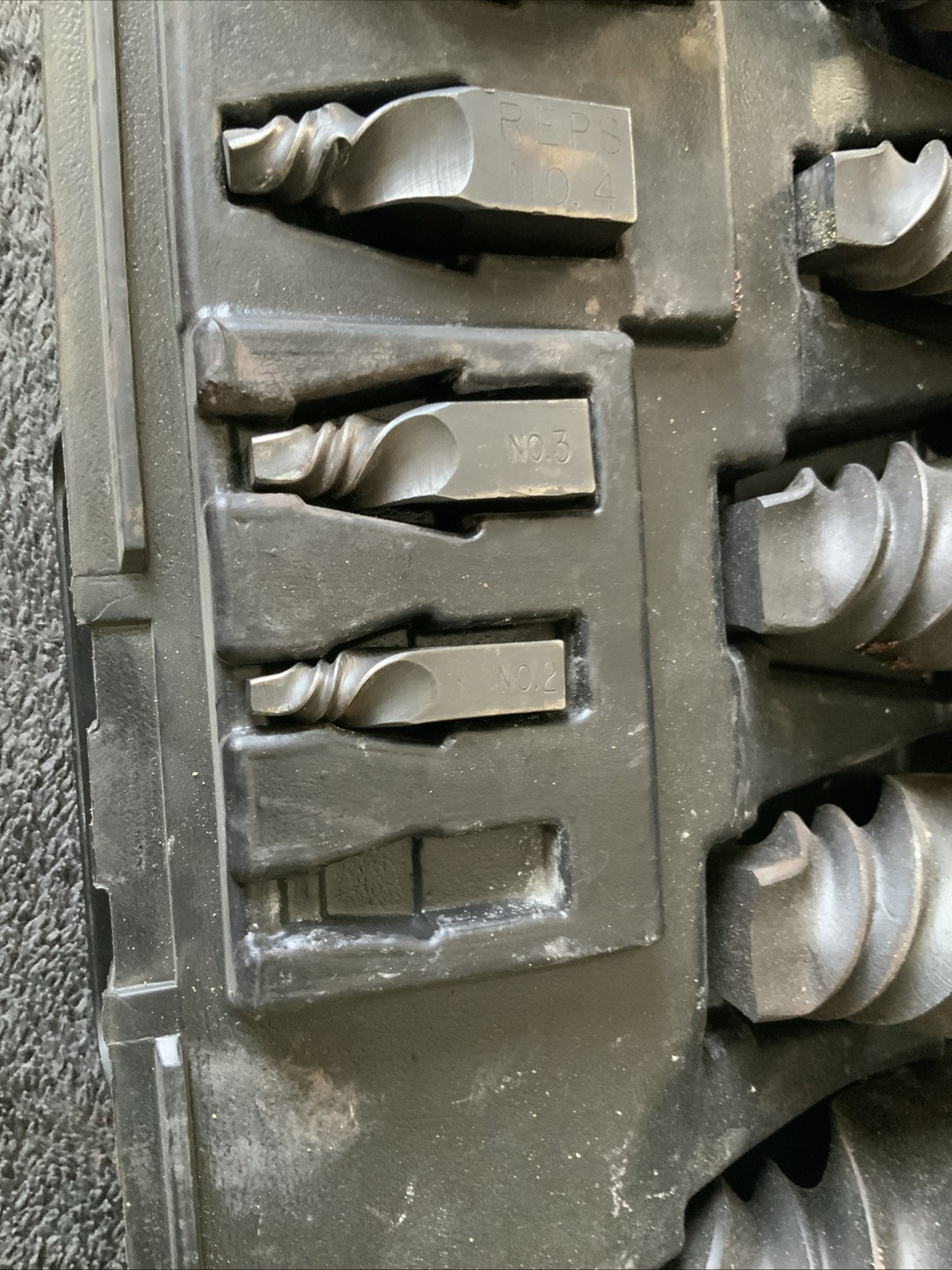Walton Stud And Screw Extractor Set, Missing Small One..,,,see Pics…9pc