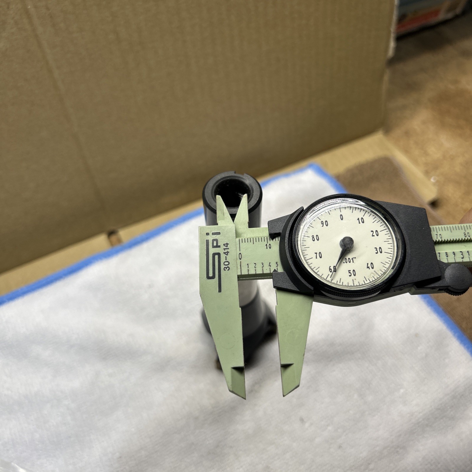 USED POLAND END BIT 2/R8 6-901-530