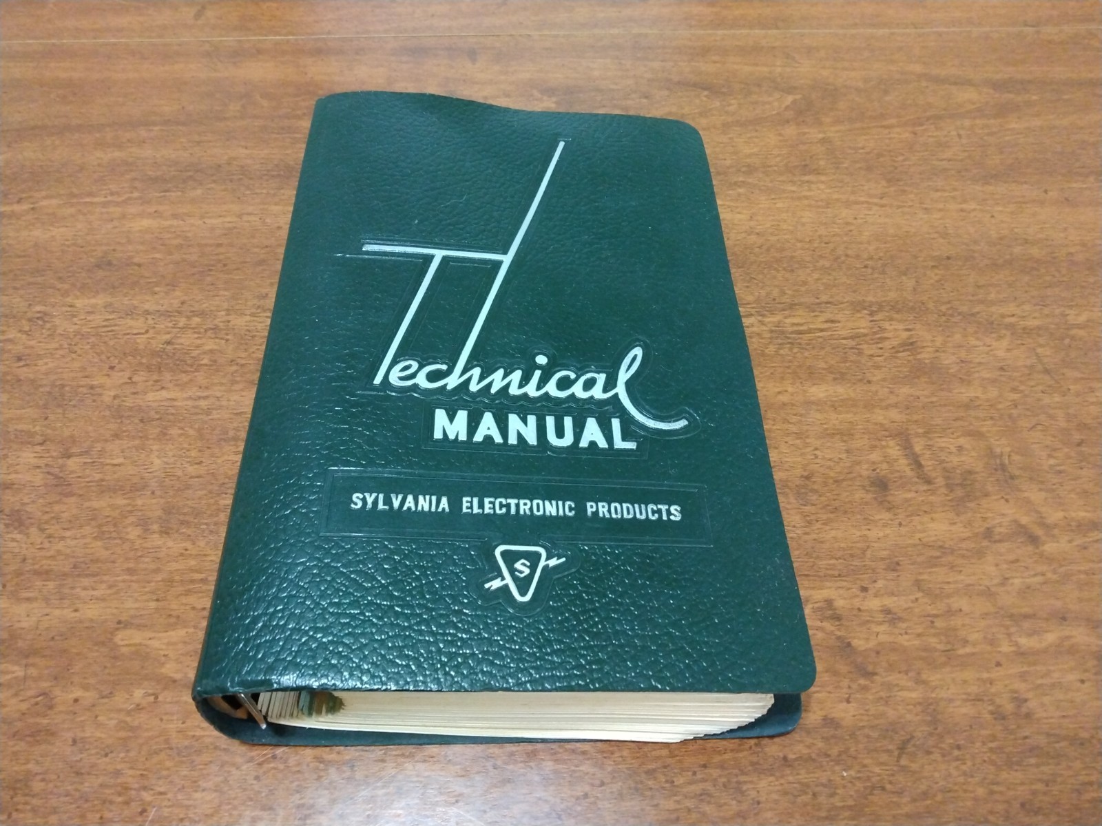 Vtg Sylvania Technical Manual 10th Edition 4th Printing 1958 Tube Data Binder