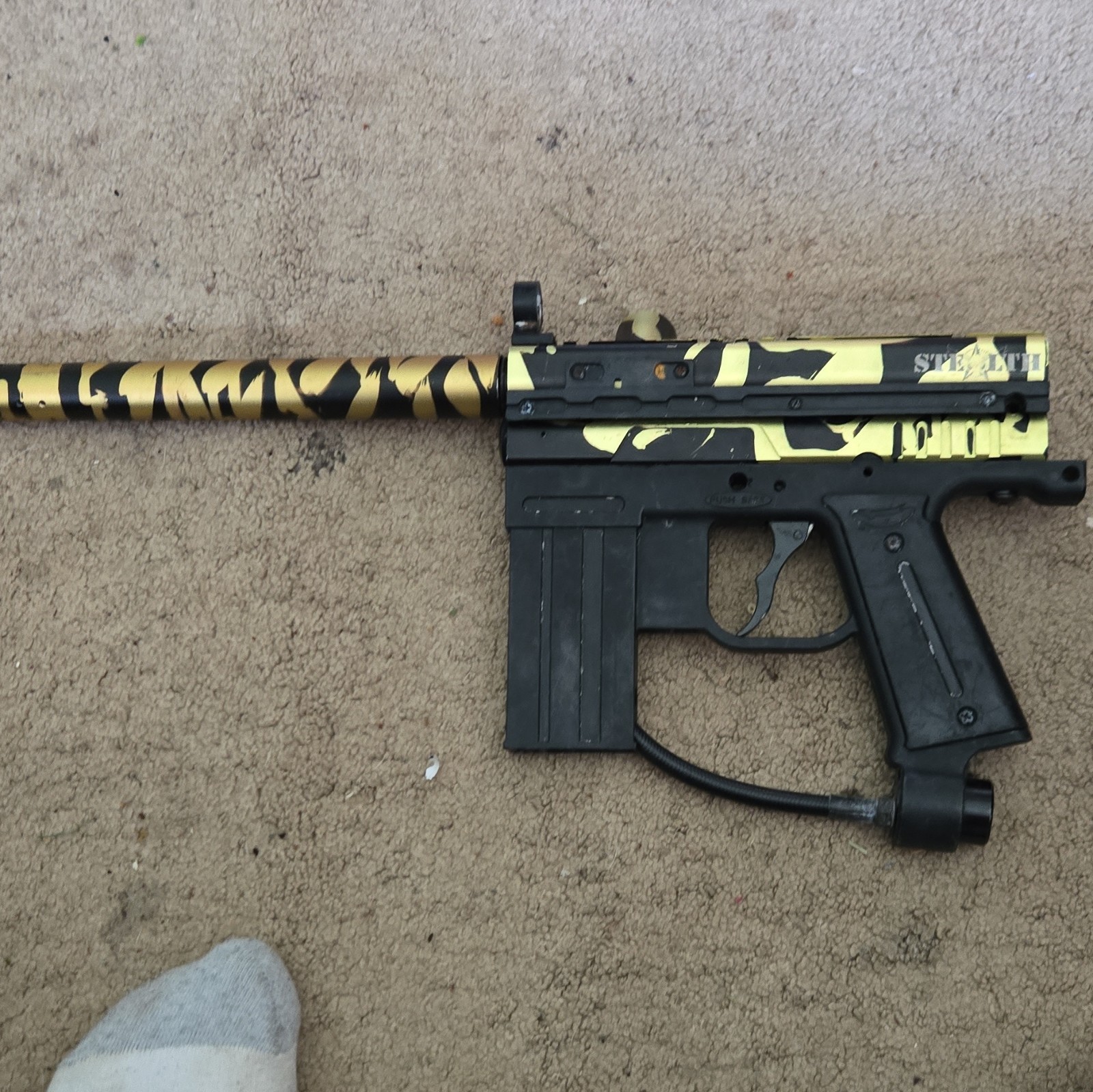 Stealth STI 3 Mechanical Paintball Marker Semi-Auto Black & Yellow Camo
