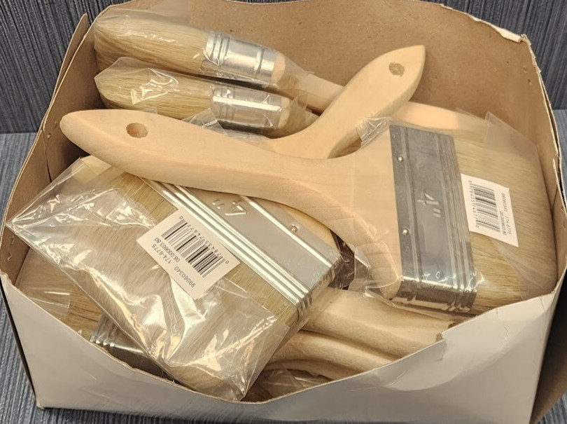 Lot of 12 x Magnolia White China Bristle, Double Thick, 4" Brush, Indonesia