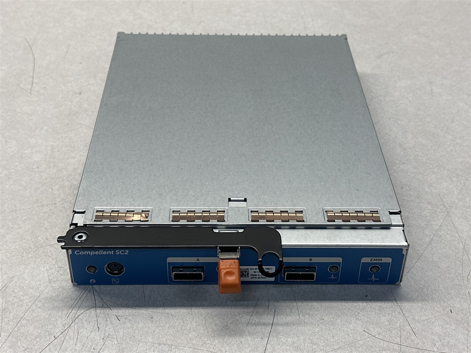 DELL 0TW47 COMPELLENT SC2 6Gbps SAS I/O EMM MODULE FOR COMPELLENT SC200