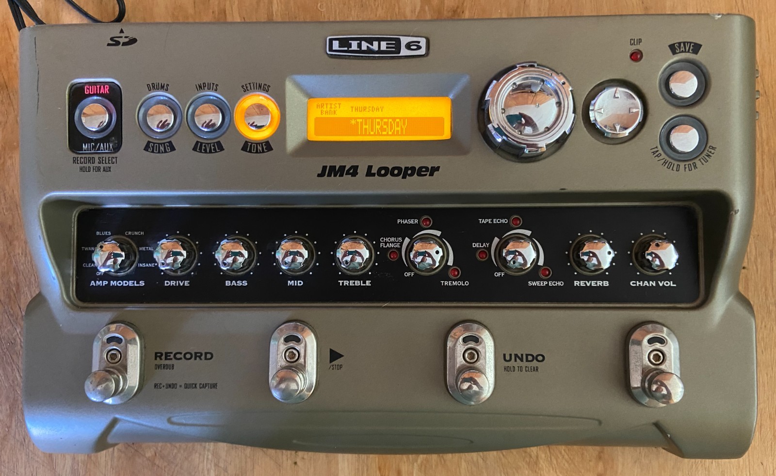Line 6 JM4 Looper Guitar Effects Pedal & Power Supply P-29911