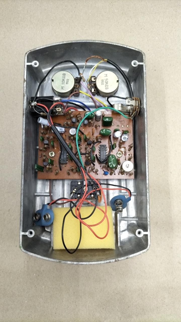 ROLAND AP-2 PHASE-II Effect Pedal