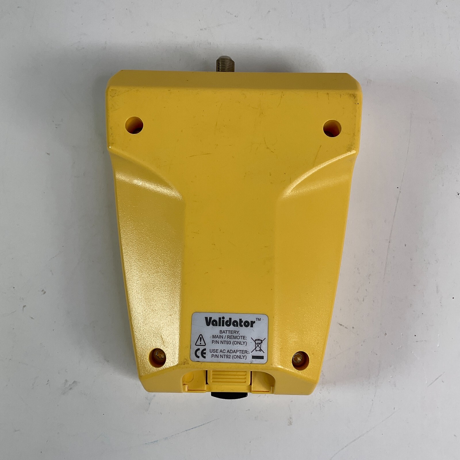 Test-Um Validator NT900 and Validator Remote NT93 Cable Tester with Carrying Bag