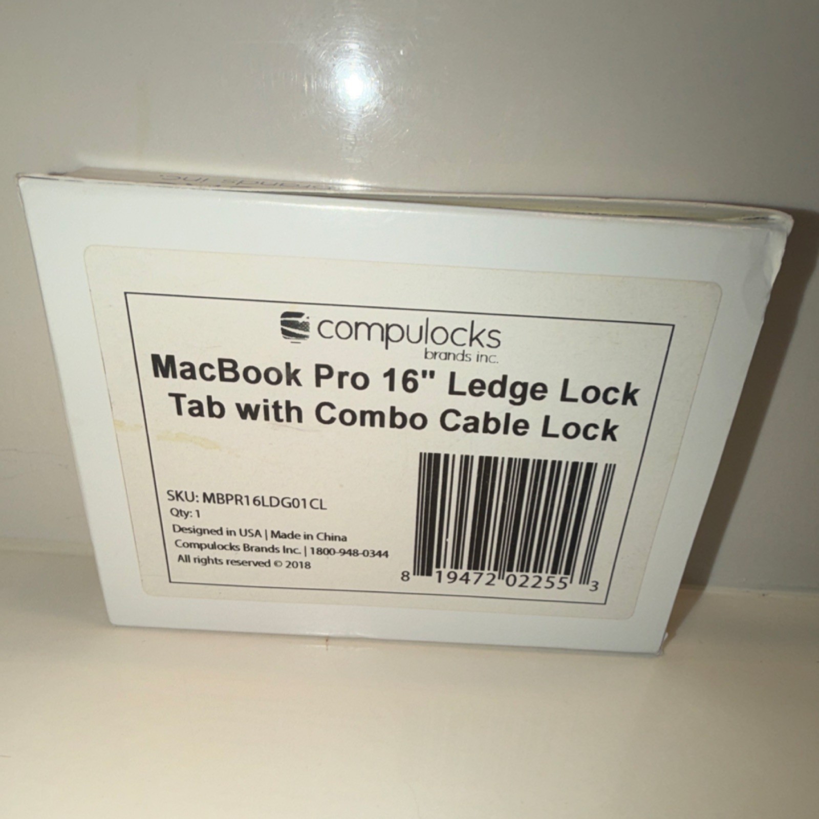 Compulocks MacBook Pro 16" Ledge Lock Tab Combo Cable Lock MBPR16LDG01CL