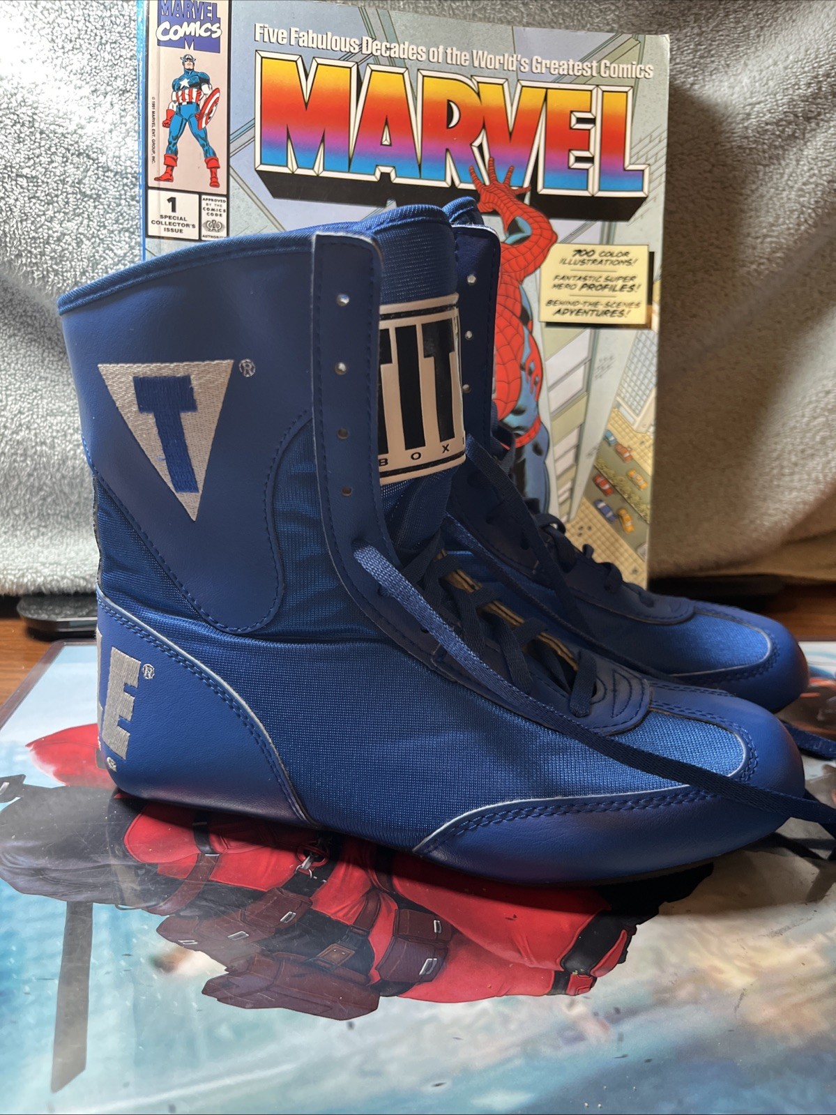 TITLE BOXING SHOES USA Size 4 for Kids Youth