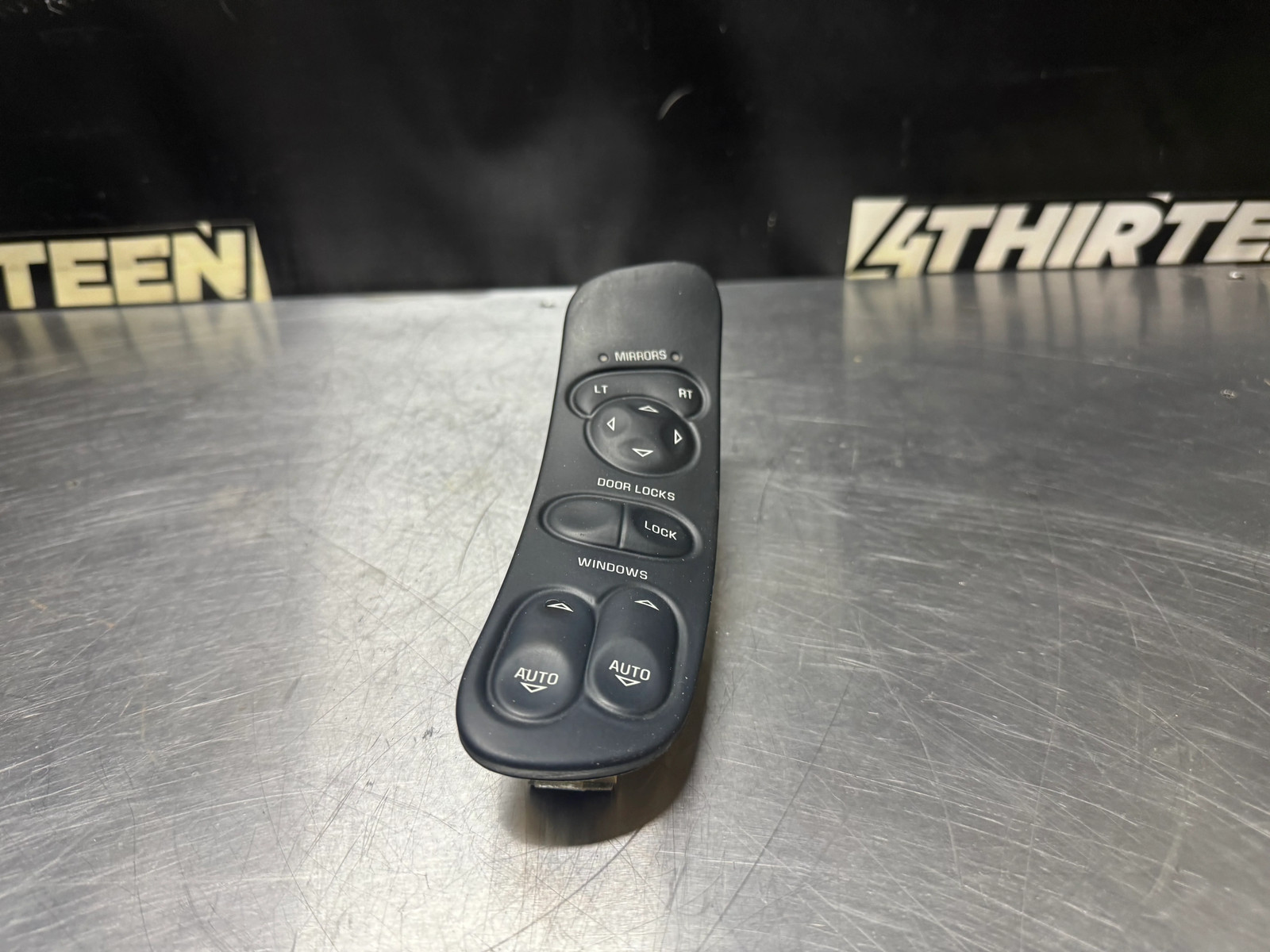 1997-2004 CORVETTE C5 LEFT DRIVER FRONT POWER WINDOW MASTER SWITCH OEM #N97