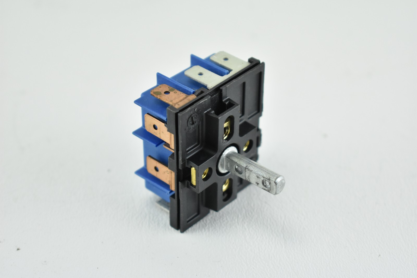 Genuine Whirlpool Range Oven, Infinite Switch # W10437092