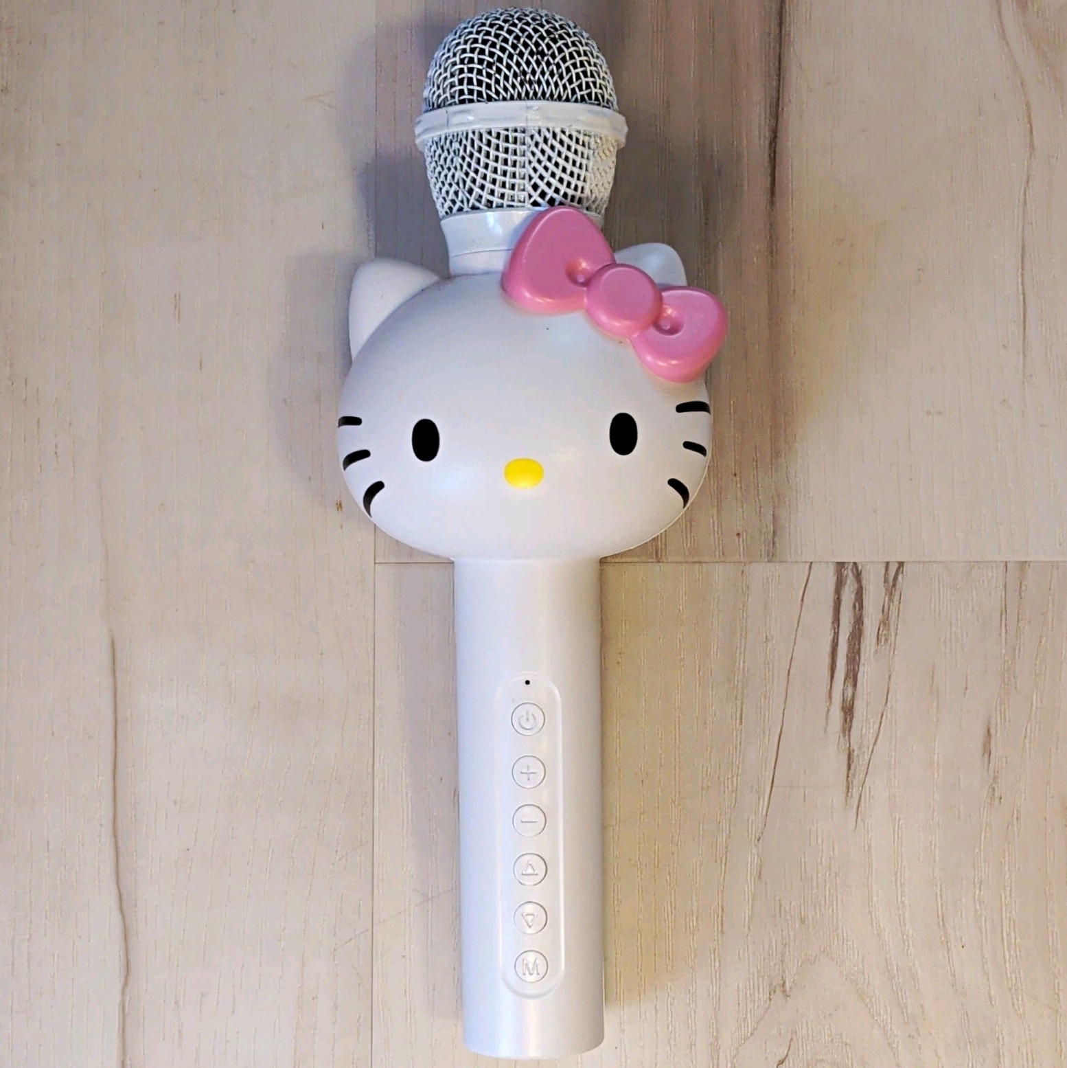 Hello Kitty Handheld Bluetooth USB Rechargeable Karaoke Microphone Pink/White