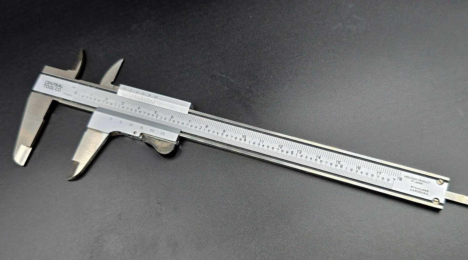C17 Central Tool Vernier Caliper Japan