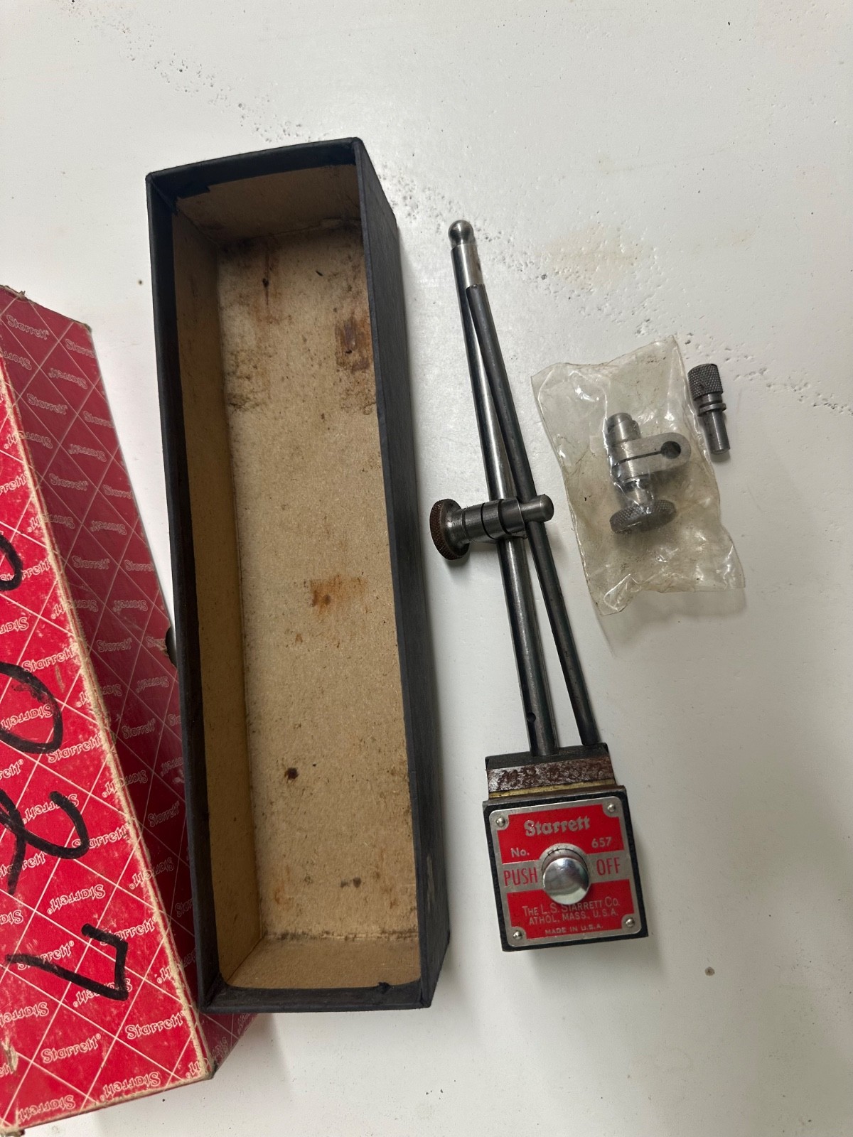 Starrett No. 657AA Magnetic Base - Made in the U.S.A. - 657 AA