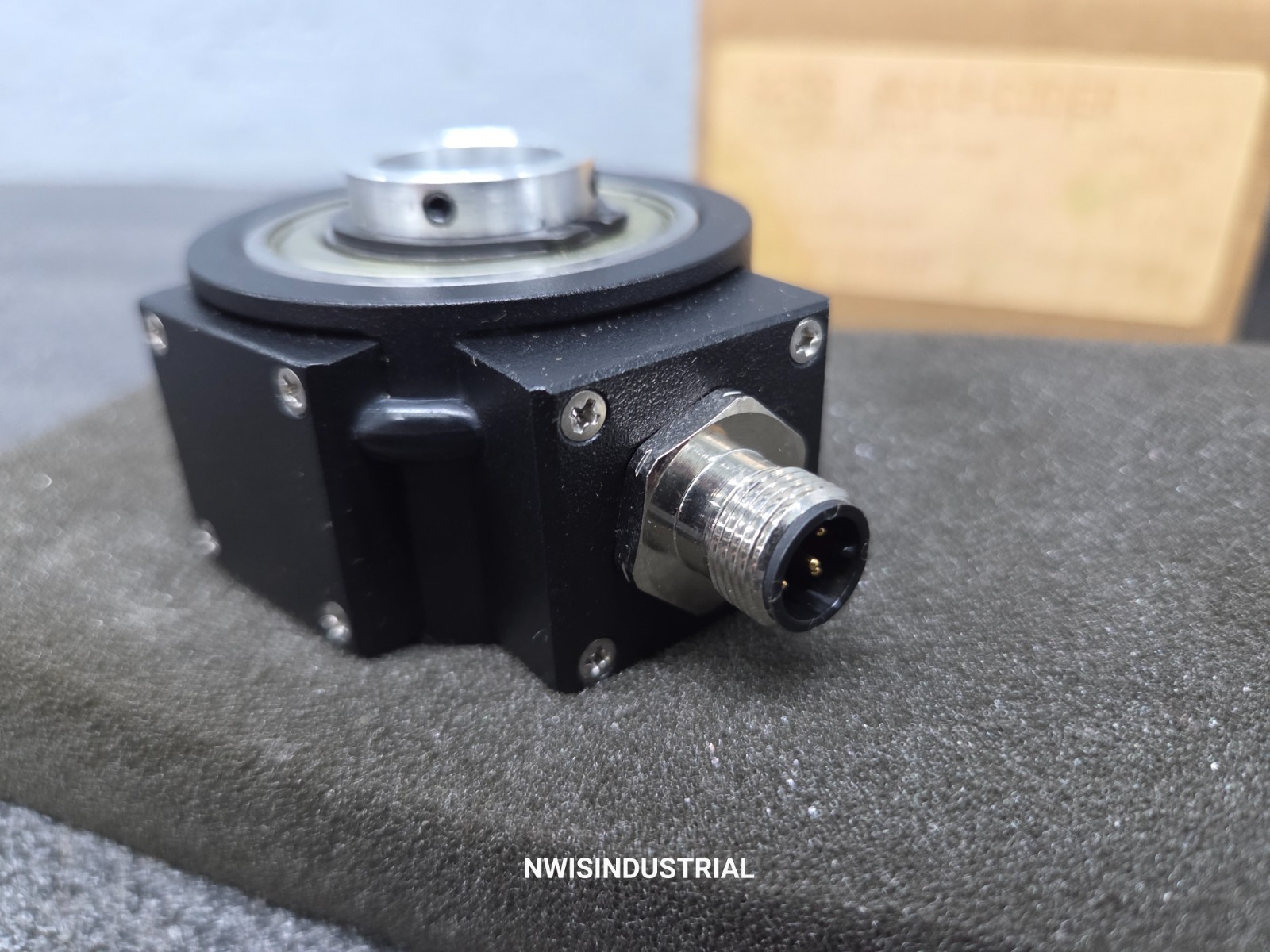 Accu-coder 225Q-34-0100-PU-N-N-J Encoder 5-24VDC