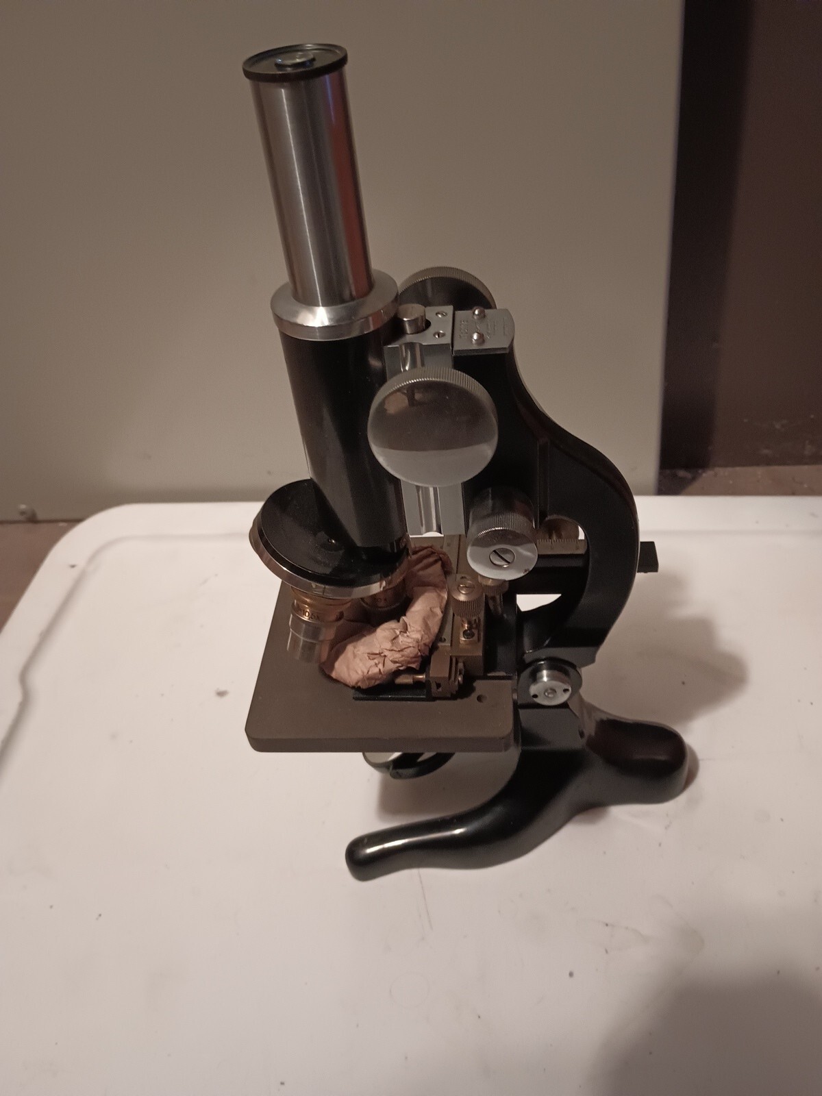 Vintage laboratory microscope KOSMOS STUTTGARD Model 2106 Germany.
