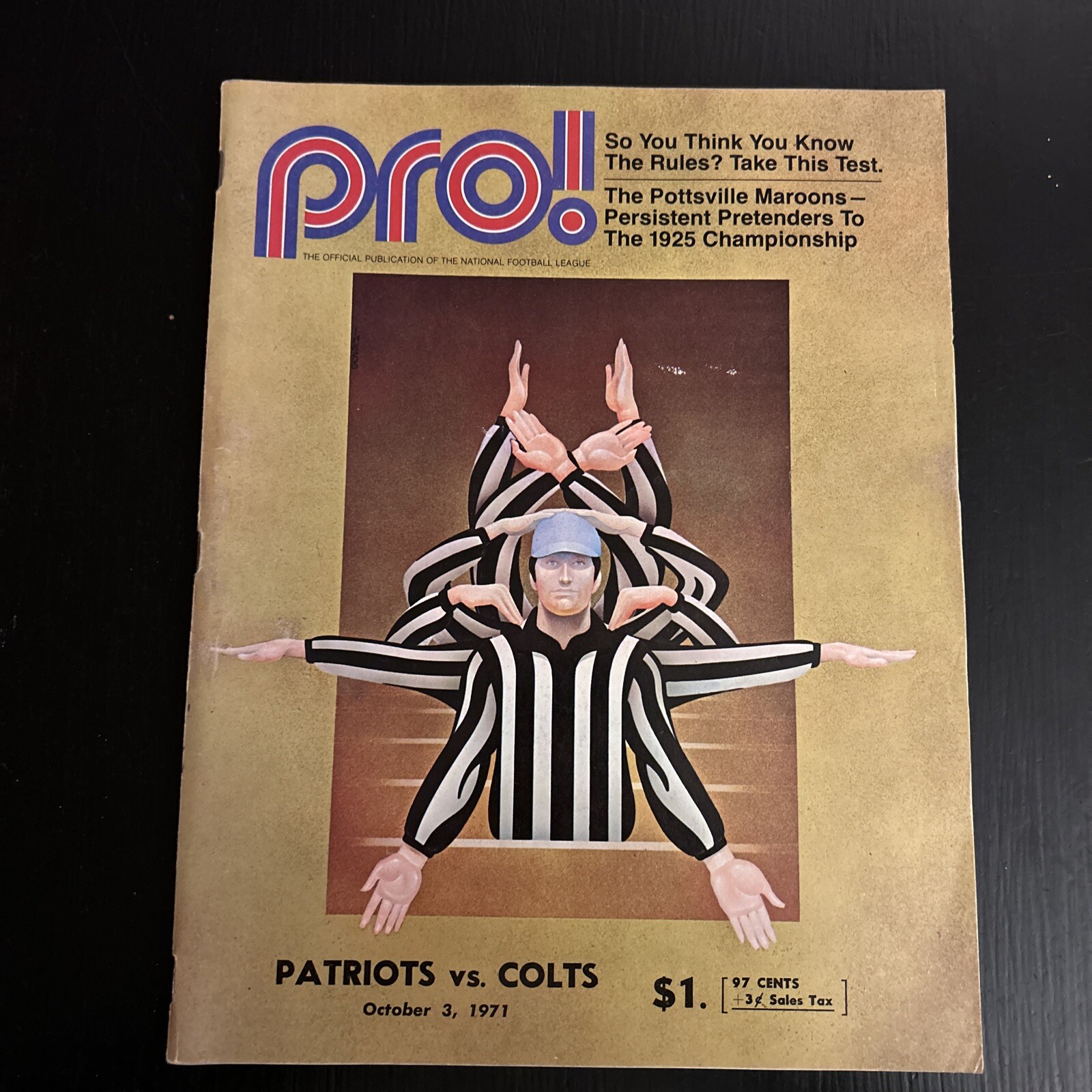 Baltimore Colts vs New England Patriots Football Program 10/3/1971 Colts Win!