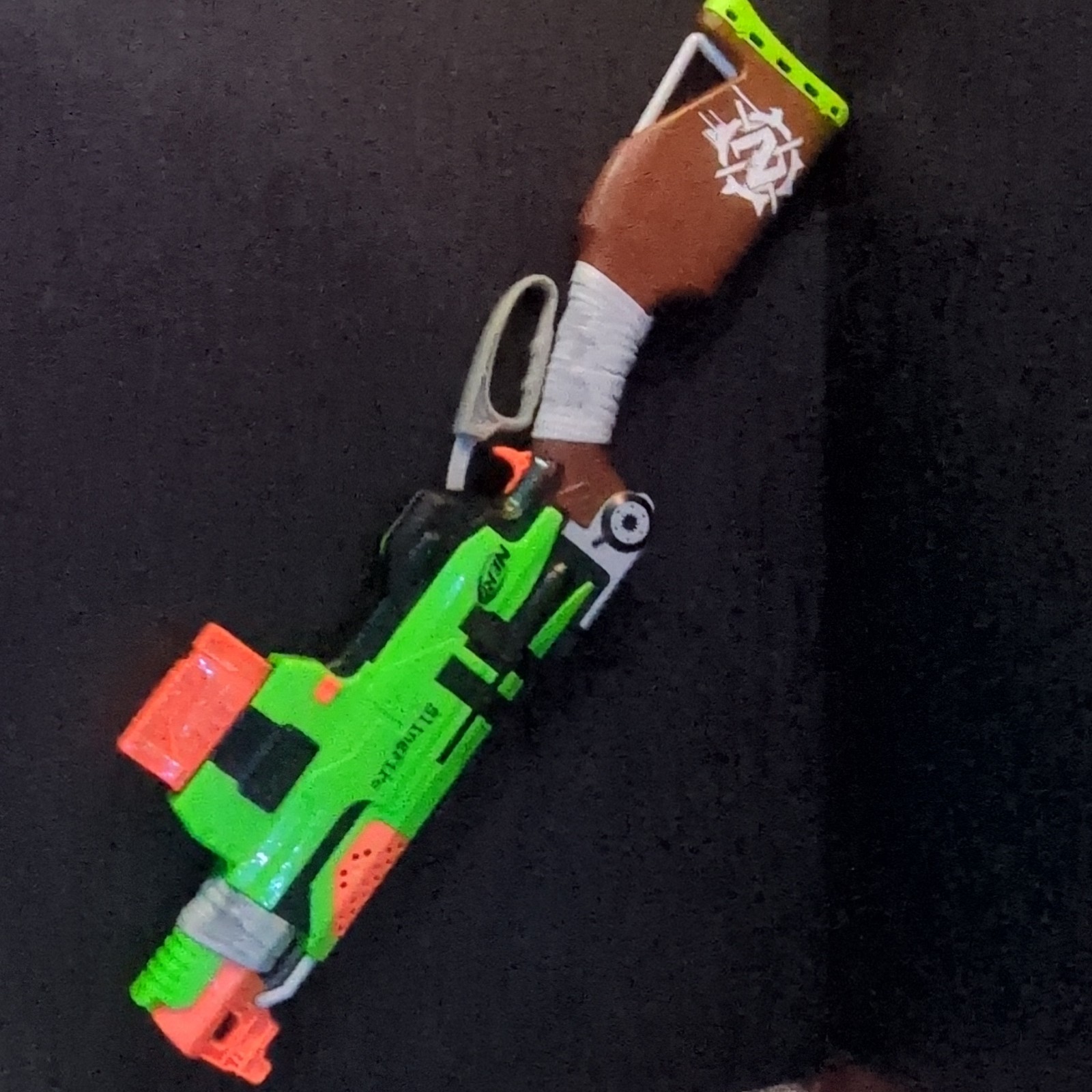NERF Zombie Strike SledgeFire Dart Blaster w/ 6-Dart Shell, Green/Orange (2015)