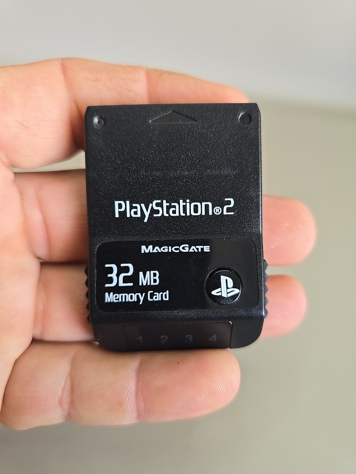 Sony Playstation 2 MagicGate 32MB Katana Memory Card PS2 OEM Untested