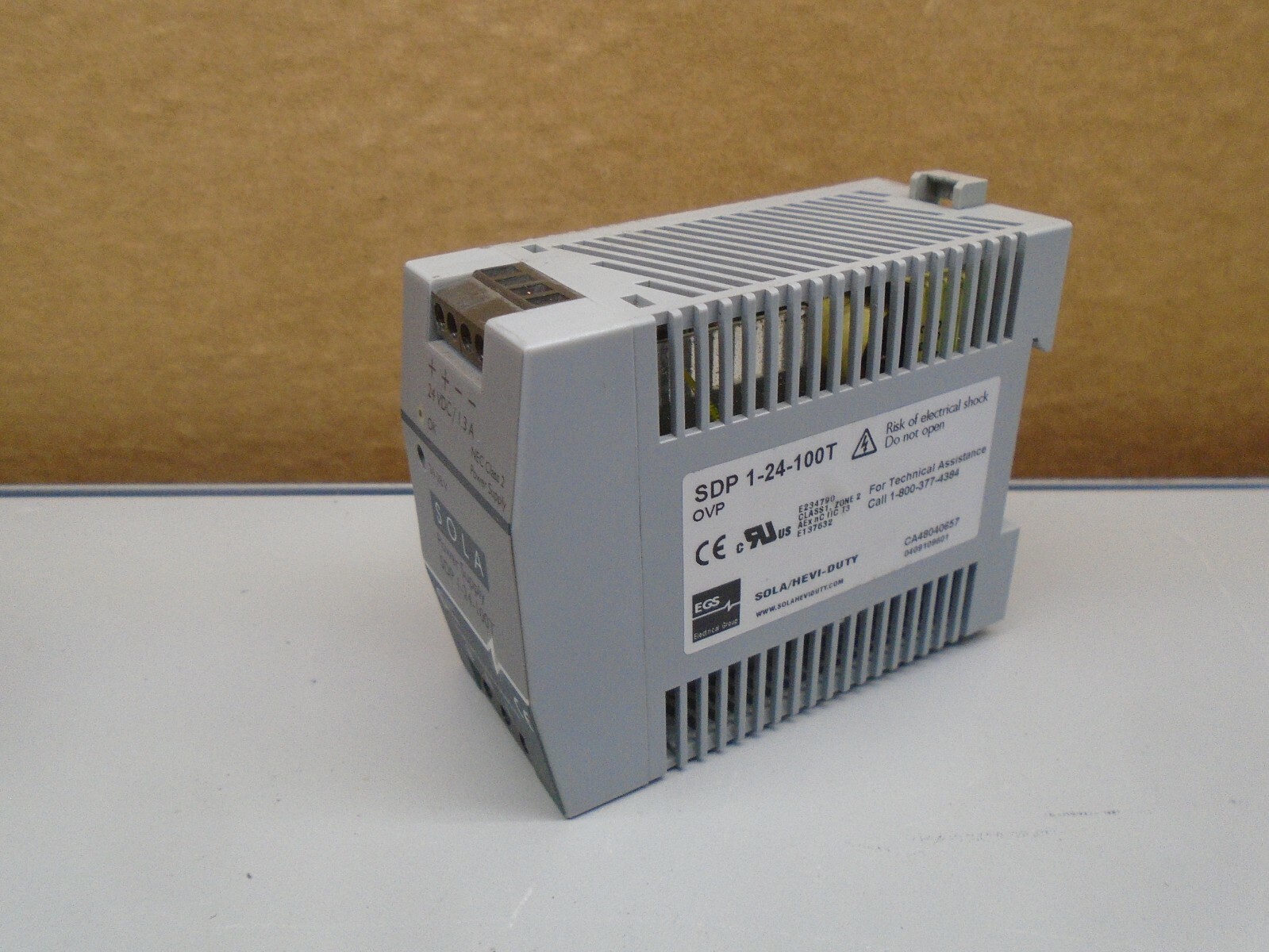 SDP 1-24-100T  Sola  Power Supply SDP124100T  W3