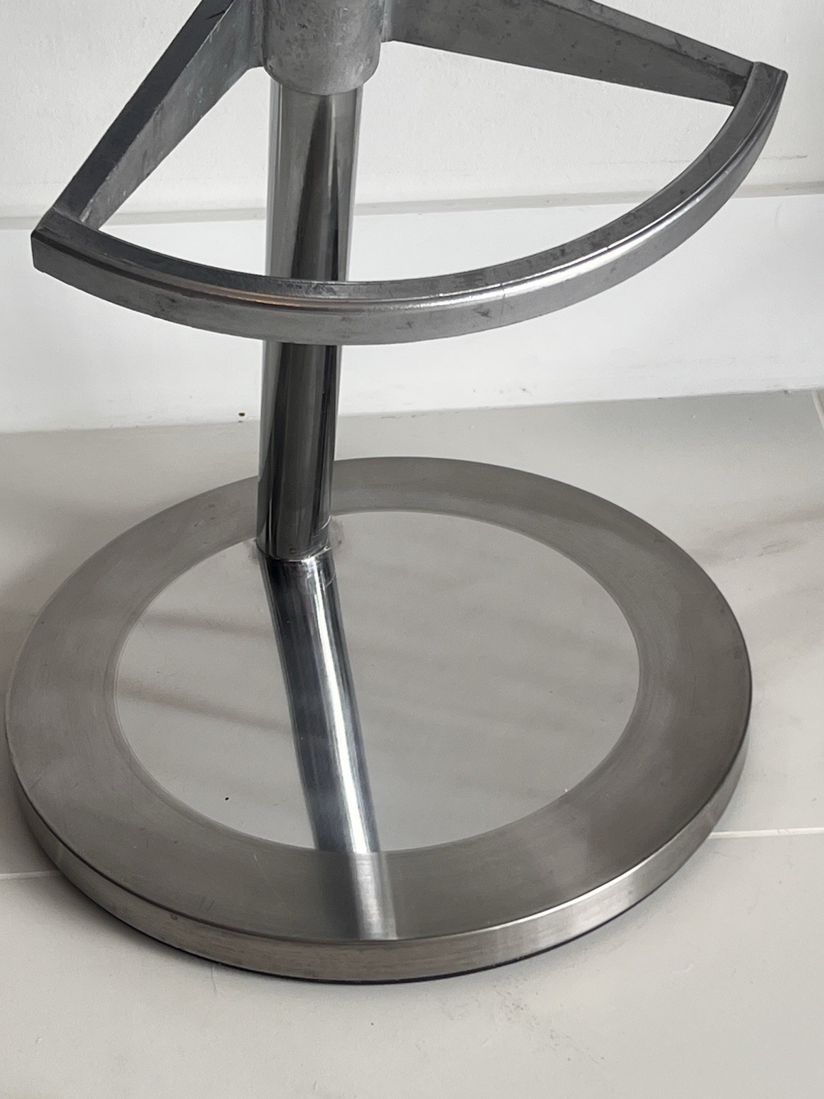Ramon Benedito Frenesi Stool Stendig Transatlantic 1985 Aluminum Spain