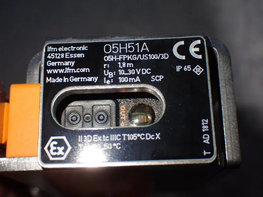 IFM O5H51A DIFFUSE REFLECTION SENSOR WITH BACKGROUND SUPPRESSION 0823314276