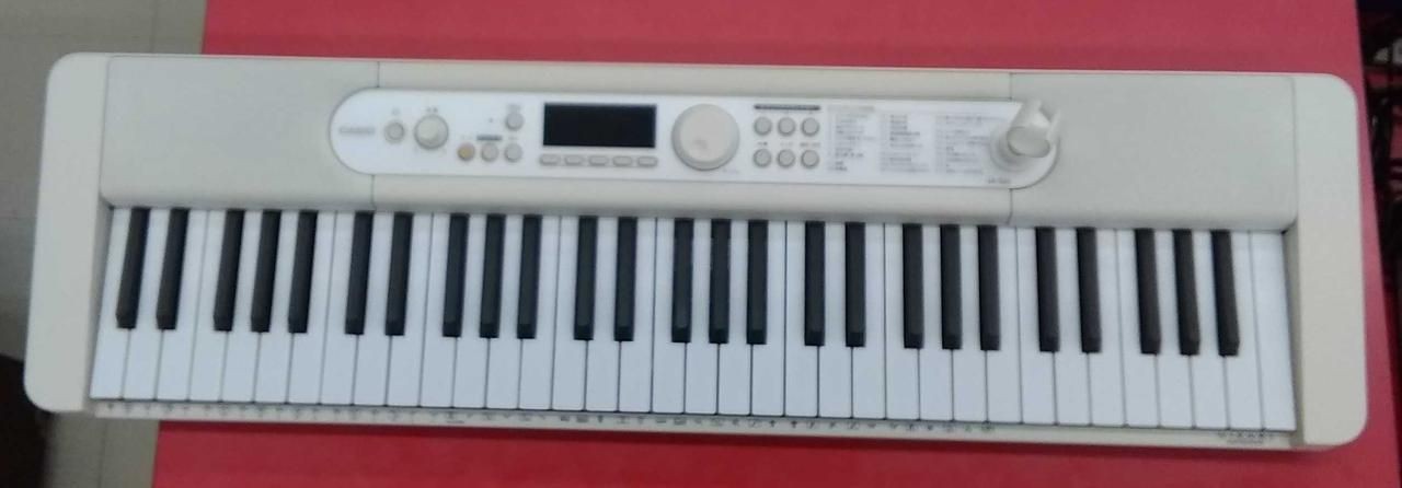 CASIO Keyboard Lk-526 Used