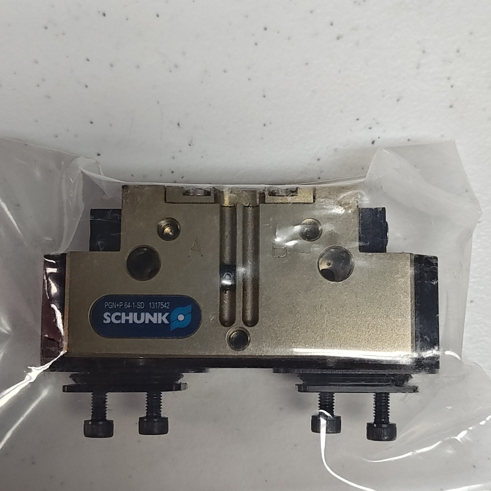 SCHUNK PGN-P-64-1-SD Pneumatic Grippers