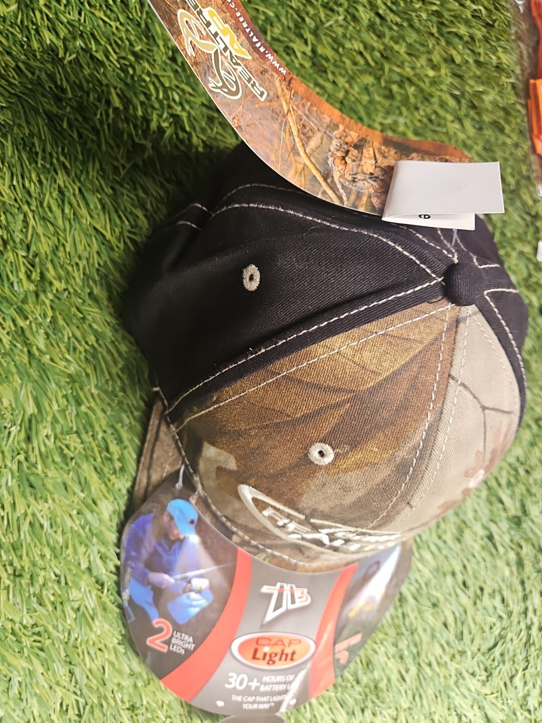 Team Realtree Powercap LED Hat Lighted Cap AP CAMO New With Tags