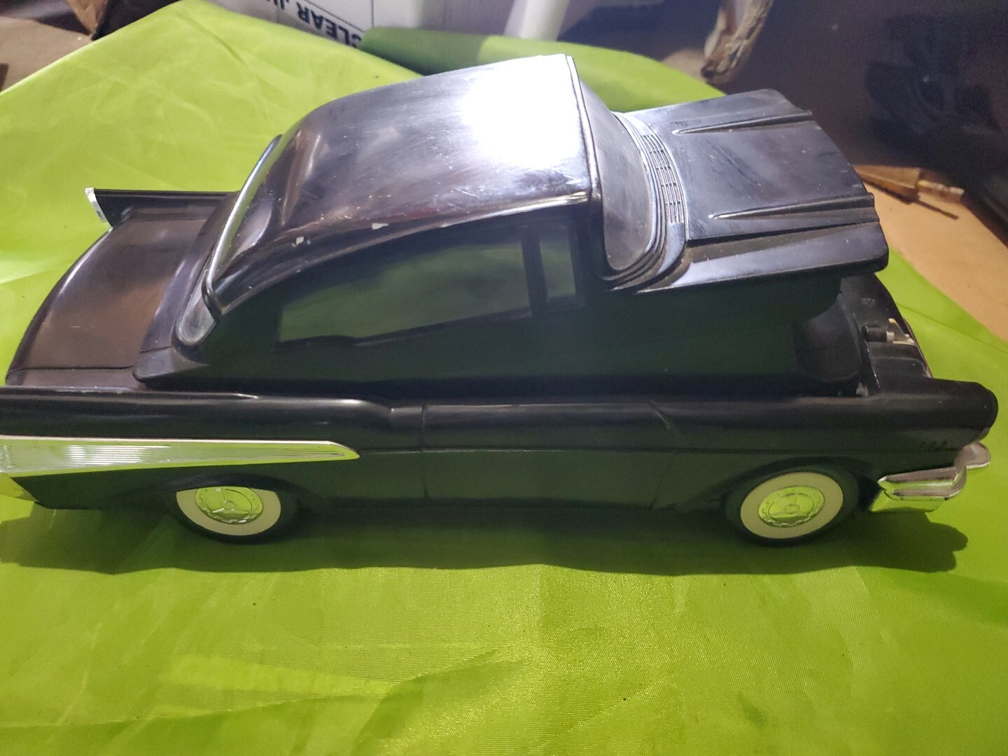 Vintage Black 1957 Chevy Bel Air Car VHS Video Casetape Rewinder No Cord