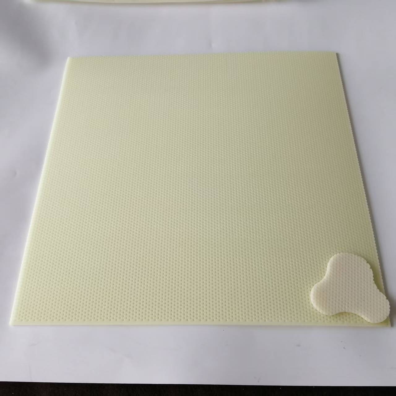 Thermoplastic Nasal Splint Sheet 30*30cm With/Without Sticker Skin Color 3pcs