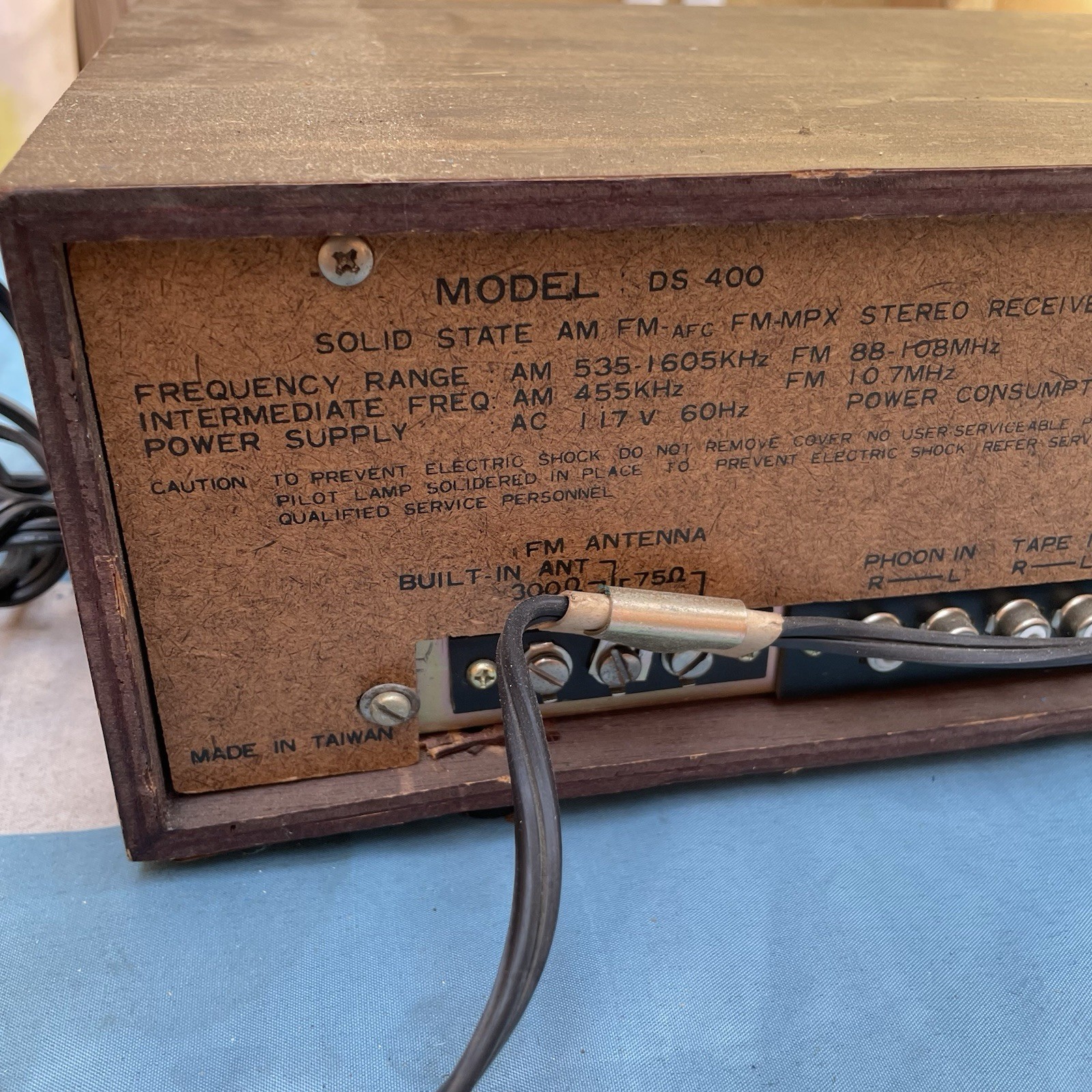 VINTAGE FEDERAL AM FM SOLID STATE STEREO RECEIVER MODEL DS-400