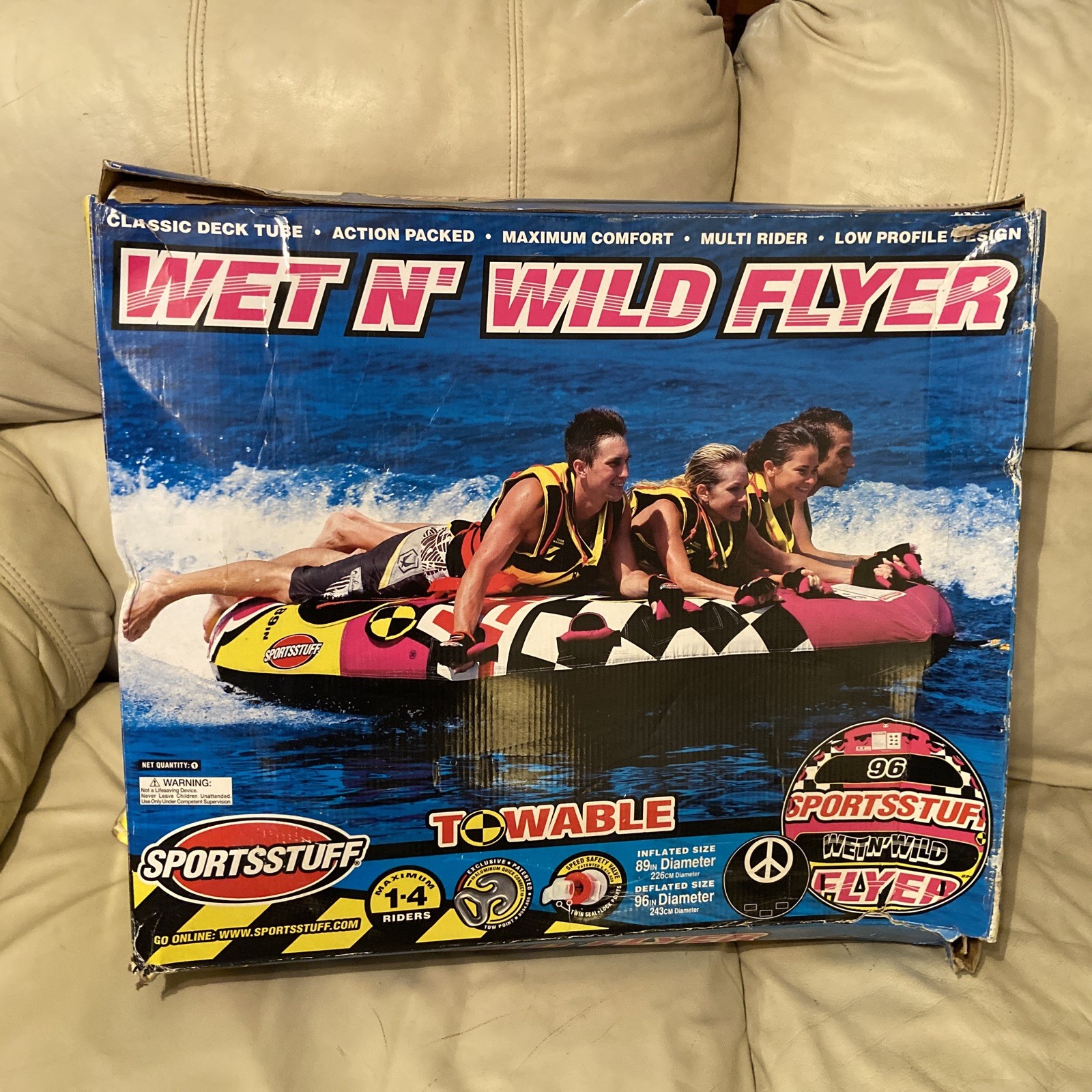 New in Box Sportsstuff Wet N Wild Flyer Towable Tube 1-4 Riders Unused