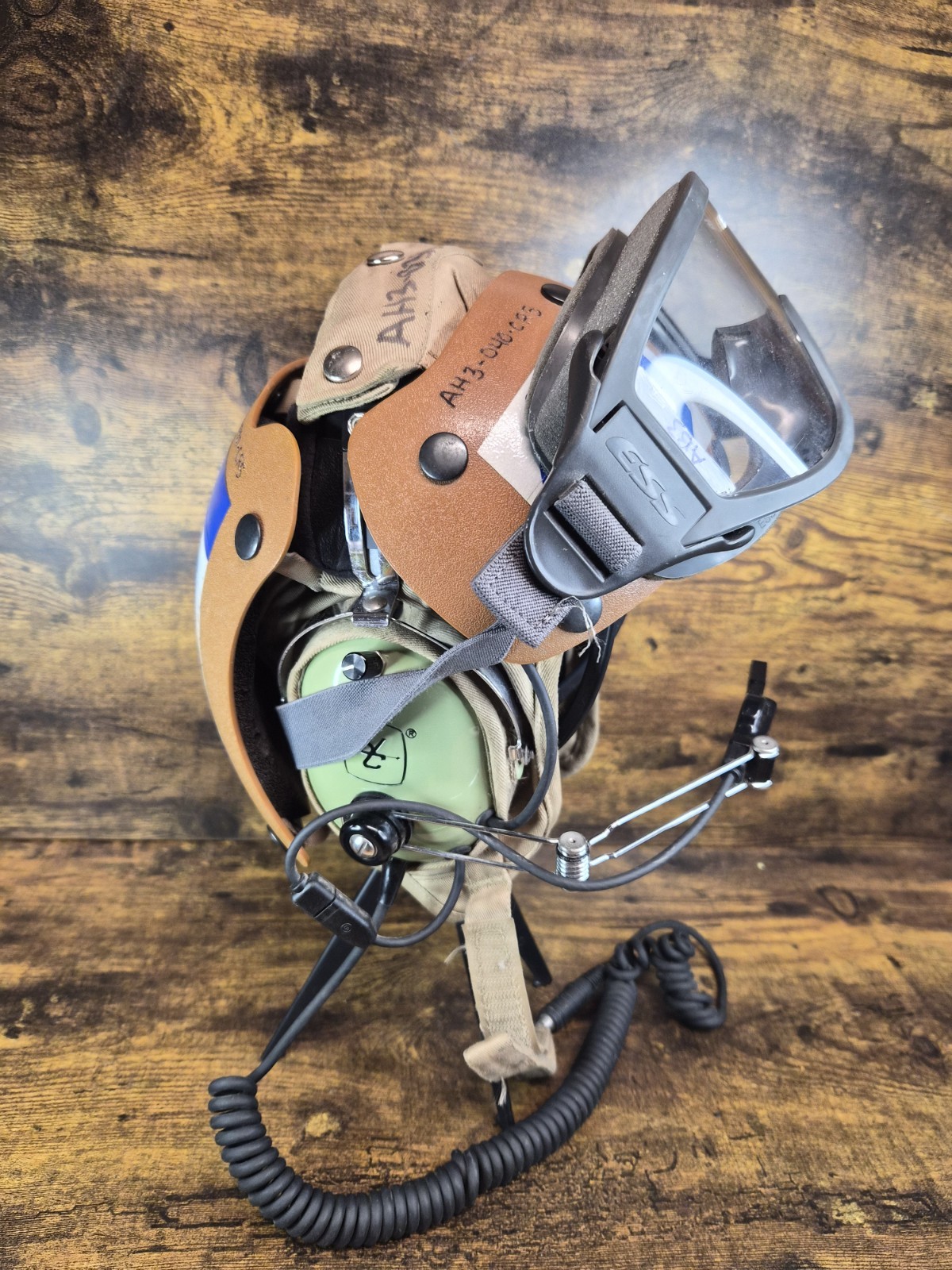David Clark Flight Deck Helmet Kit w/Goggles