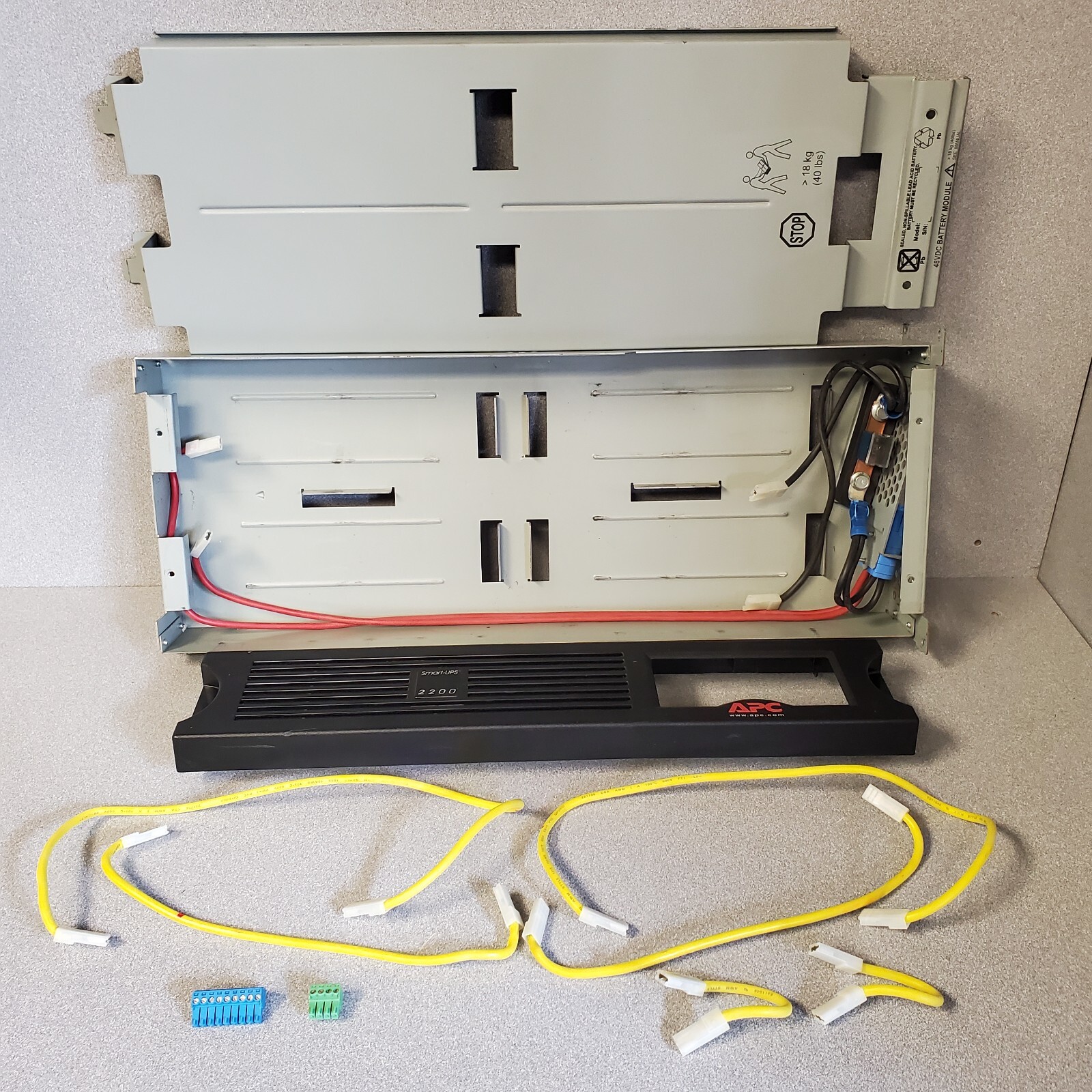 APC SUA2200RM2U UPS UNINTERRUPTIBLE POWER SUPPLY