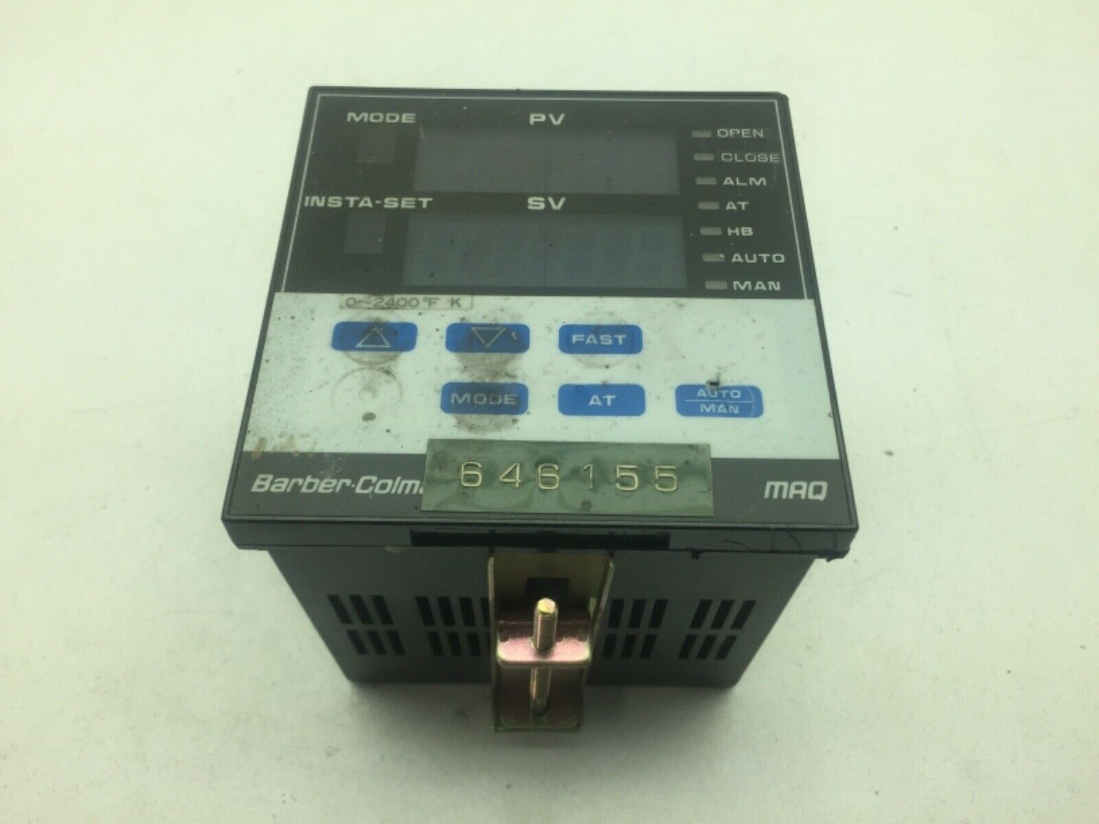 Barber-Colman MAQ6-619-11-000-8 Temperature Controller