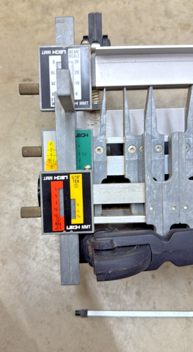Leigh D4 Dovetail Jig 24"