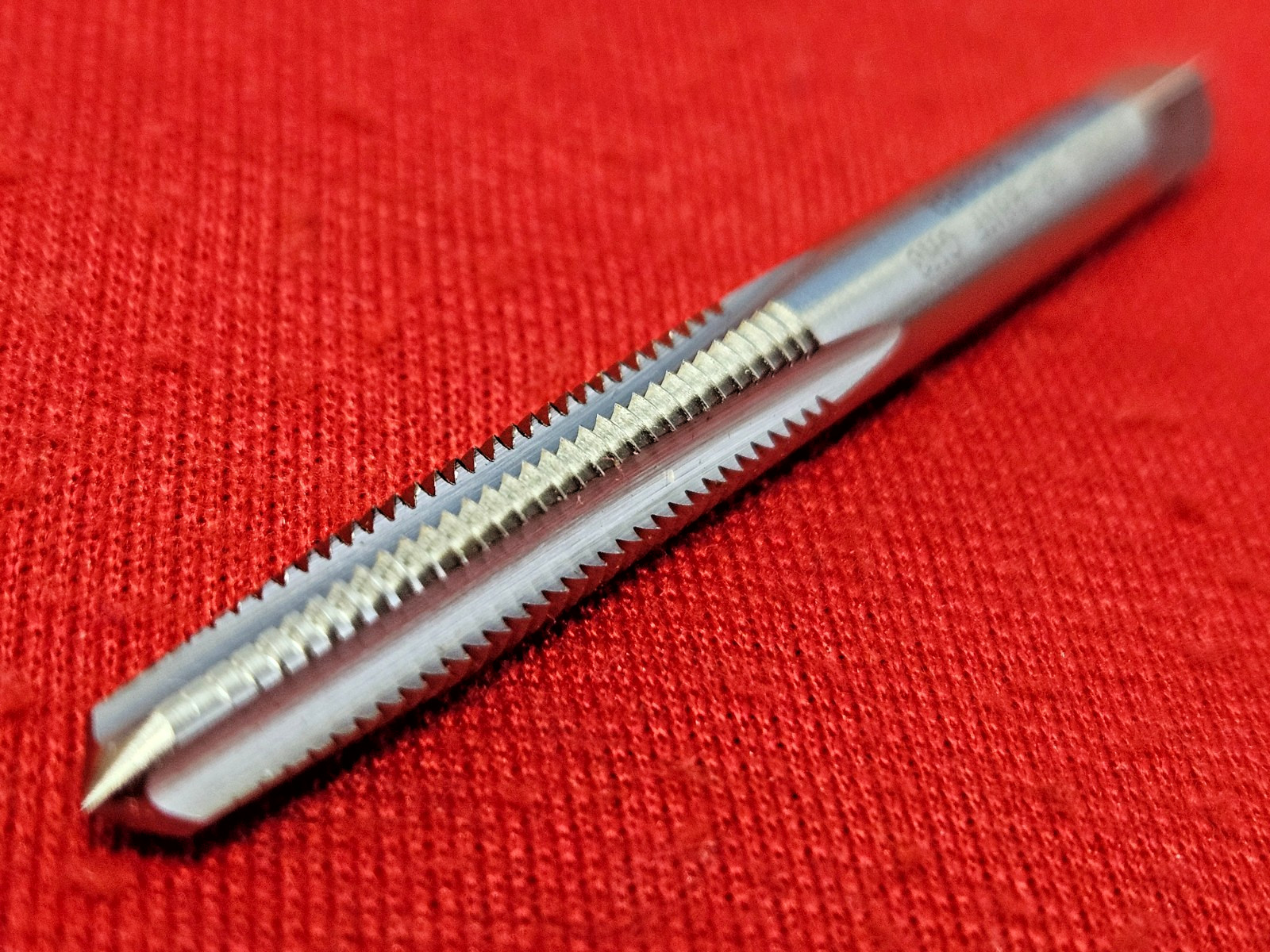12-28 Taper Tap NF MT3733630 Morse HSS 4 FL USA 12/28