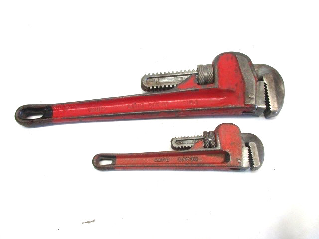Vintage Great Neck 14" pipe wrench. PW 11, plus 8" pipe wrench