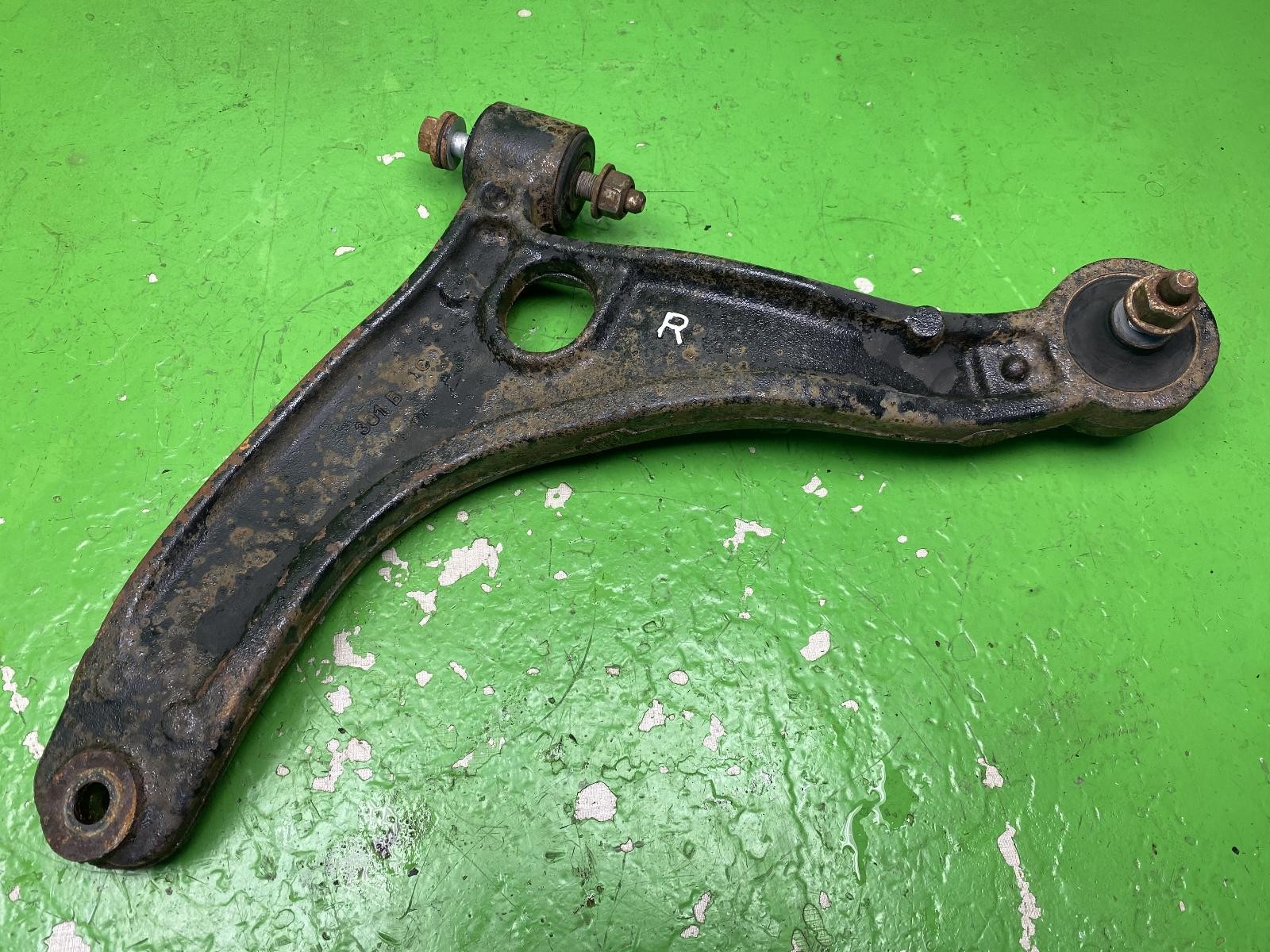 VAUXHALL MOVANO MASTER Right Front Lower Control Arm Mk3 10-20
