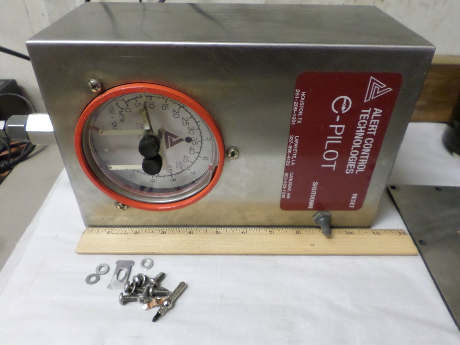 Alert Control ~ E-PILOT Level  Pressure Monitor Alarm Controller PARTS OR REPAIR