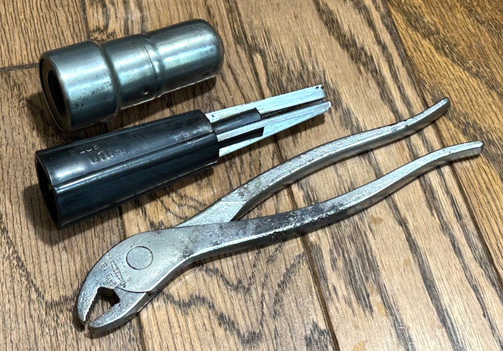 Battery Terminal Tools Cable Service Set Lot Pliers Dual Brush Cleaner Scraper