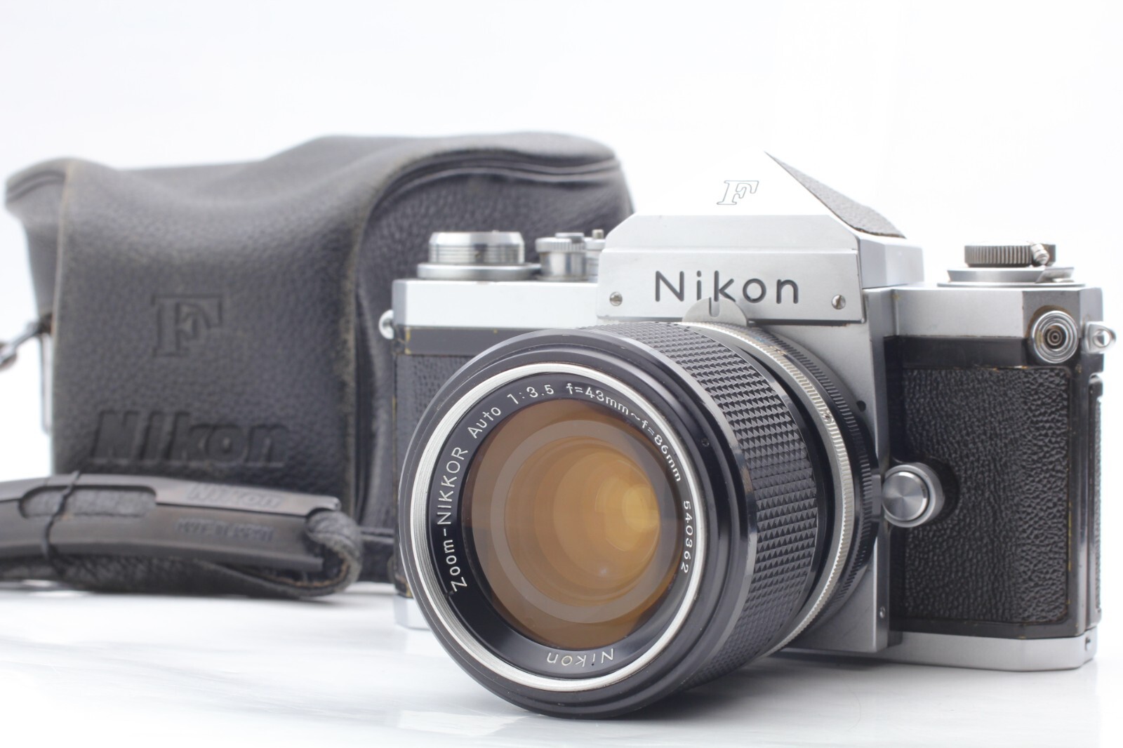 Nikon F 35mm Film Camera w/ Eyelevel Finder 43-86mm F3.5 Lens from Japan 【EXC+5】
