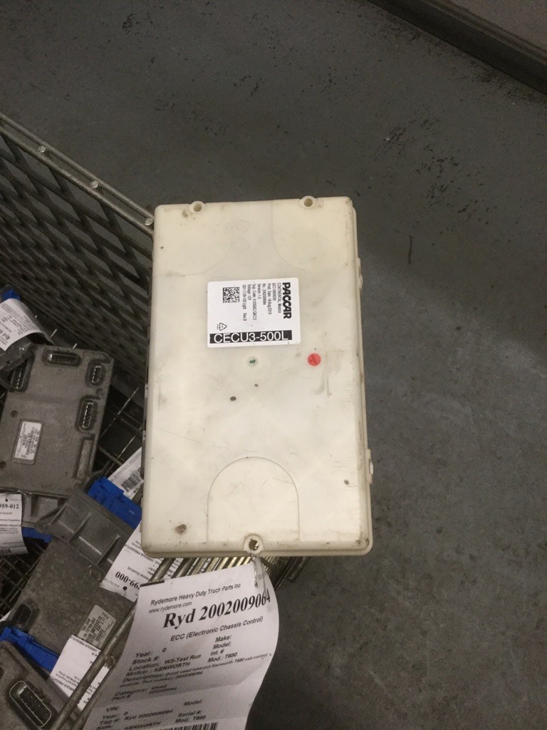 KENWORTH ECC (Electronic Chassis Control) Part Number 2002009064