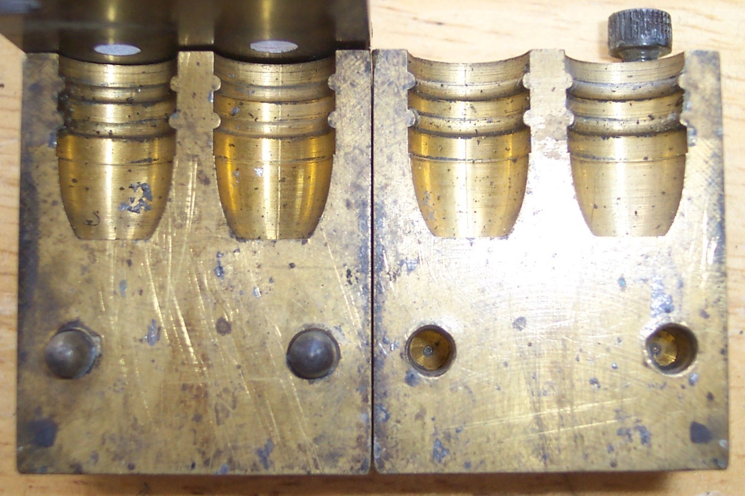 MIKE G. OSWIAK MGO BRASS .44-40 CALIBER BULLET MOLD