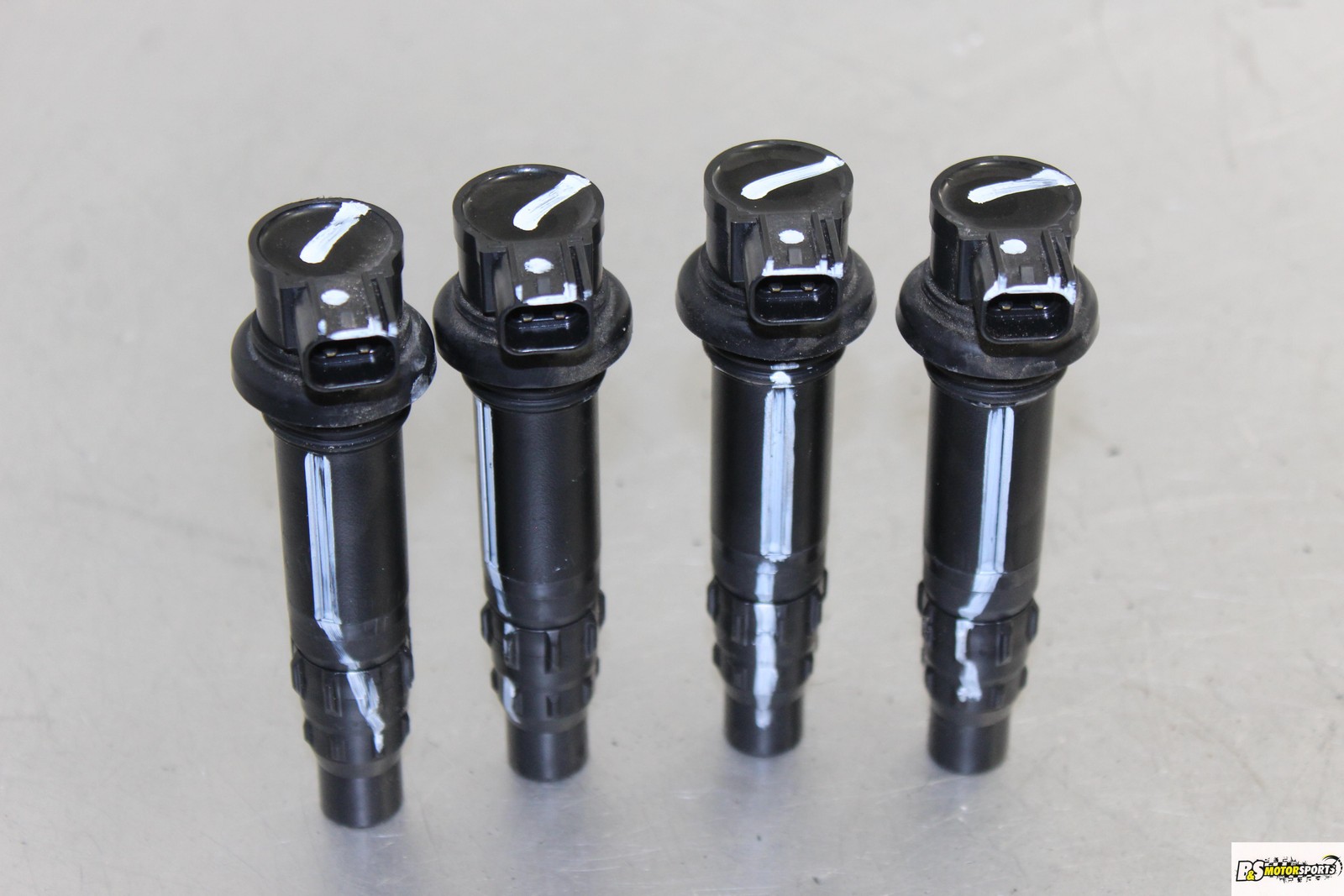 2020 Kawasaki Ninja Zx10r Ignition Coils Coil Spark Plug Caps Oem 21171-0756 Zx