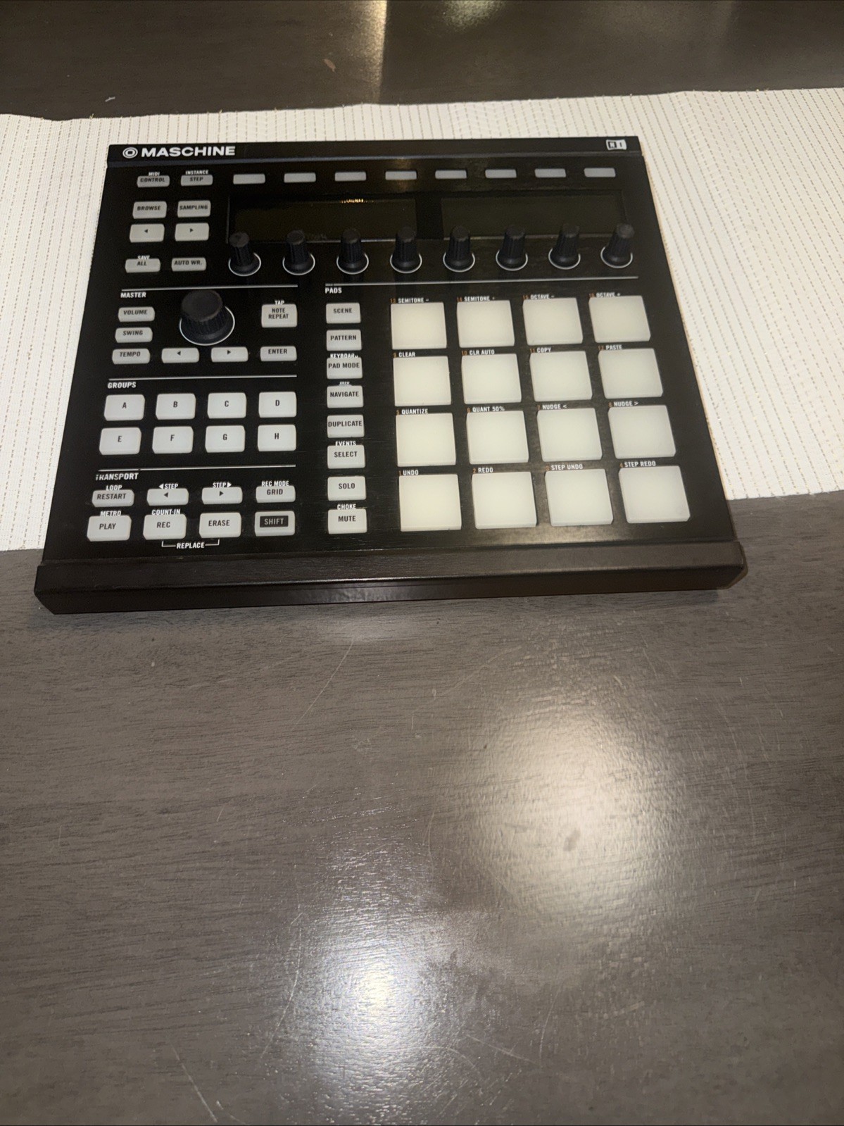 Native Instruments MASCHINE MK2 Black HW Groove Production Studio READ DESC