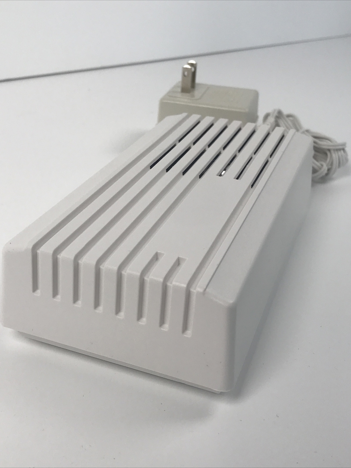 Rodann Electronics RX1000A Indoor Wireless Receiver White